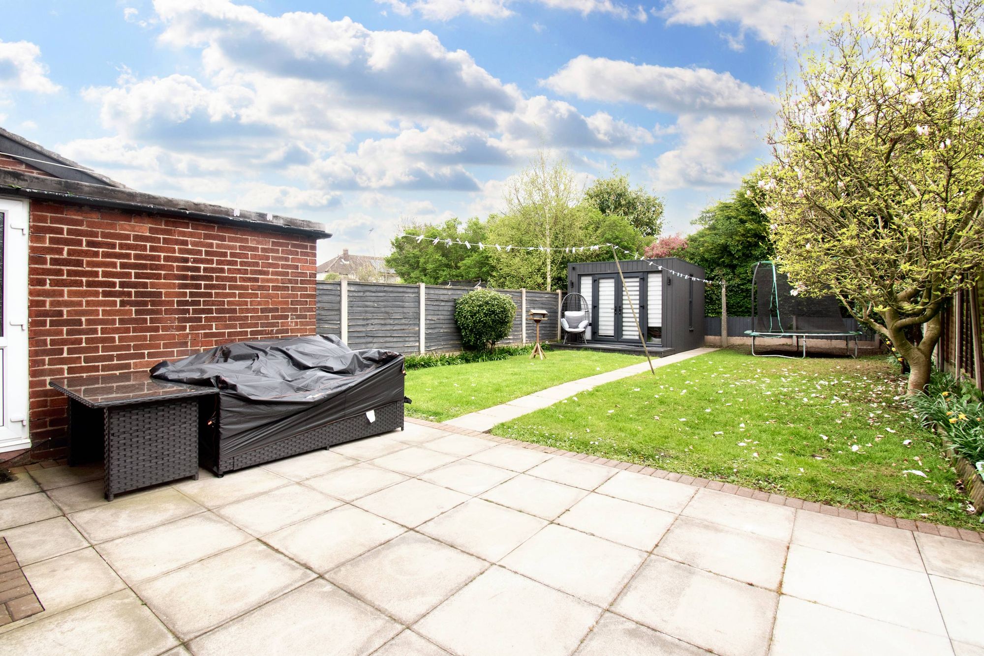 Poplars Avenue, Warrington