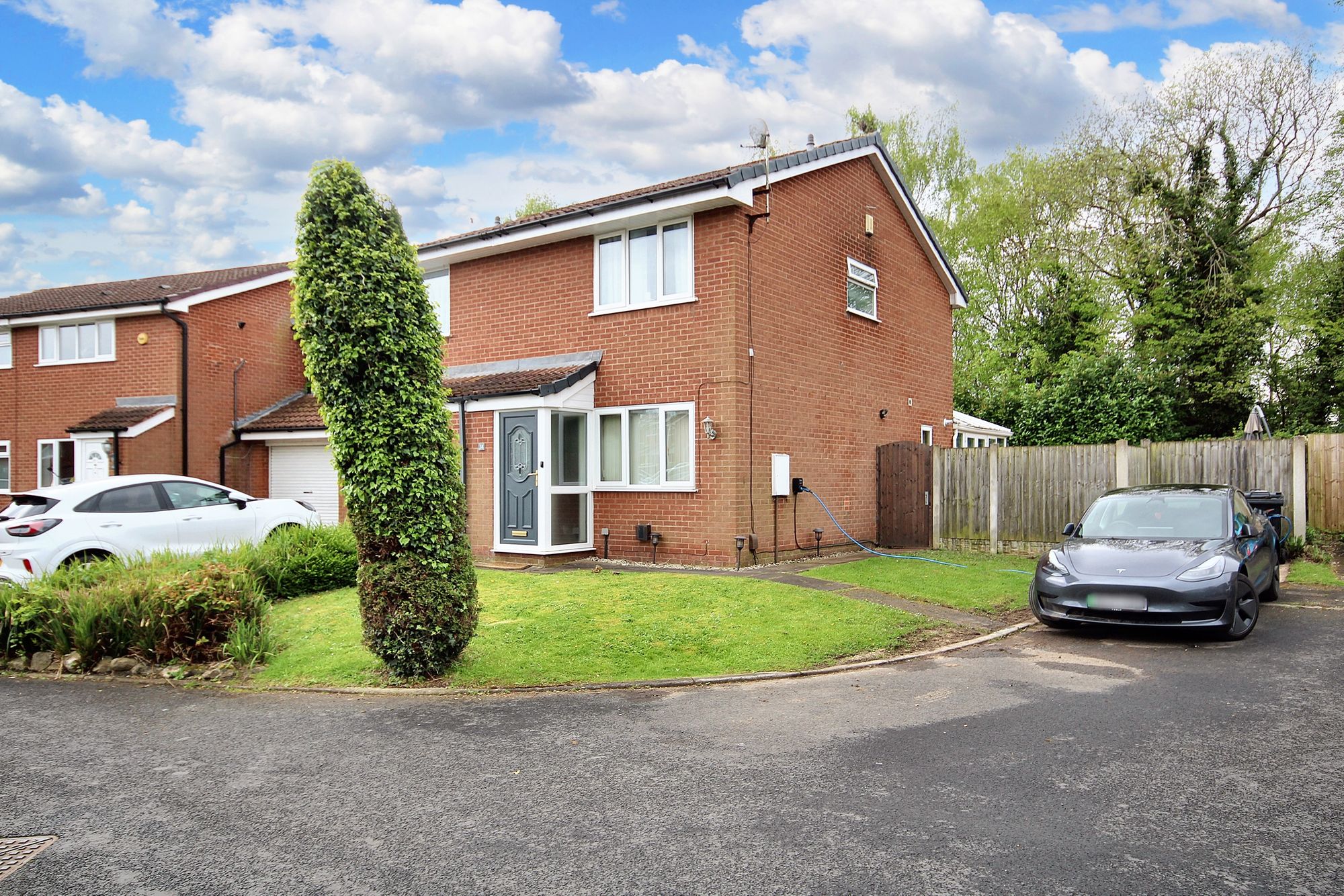 Livingstone Close, Warrington