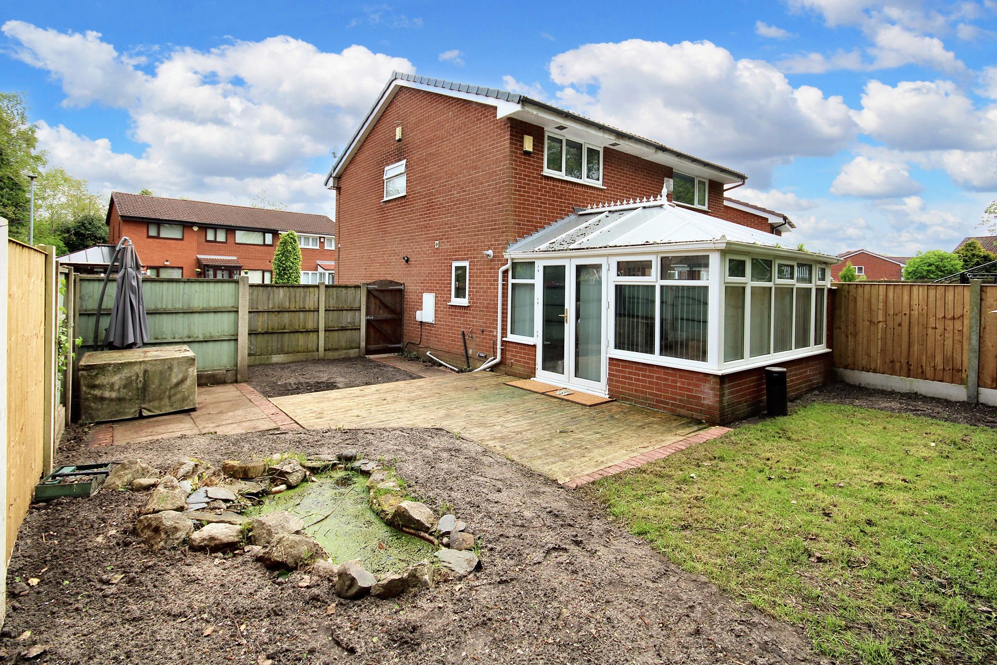 Livingstone Close, Warrington