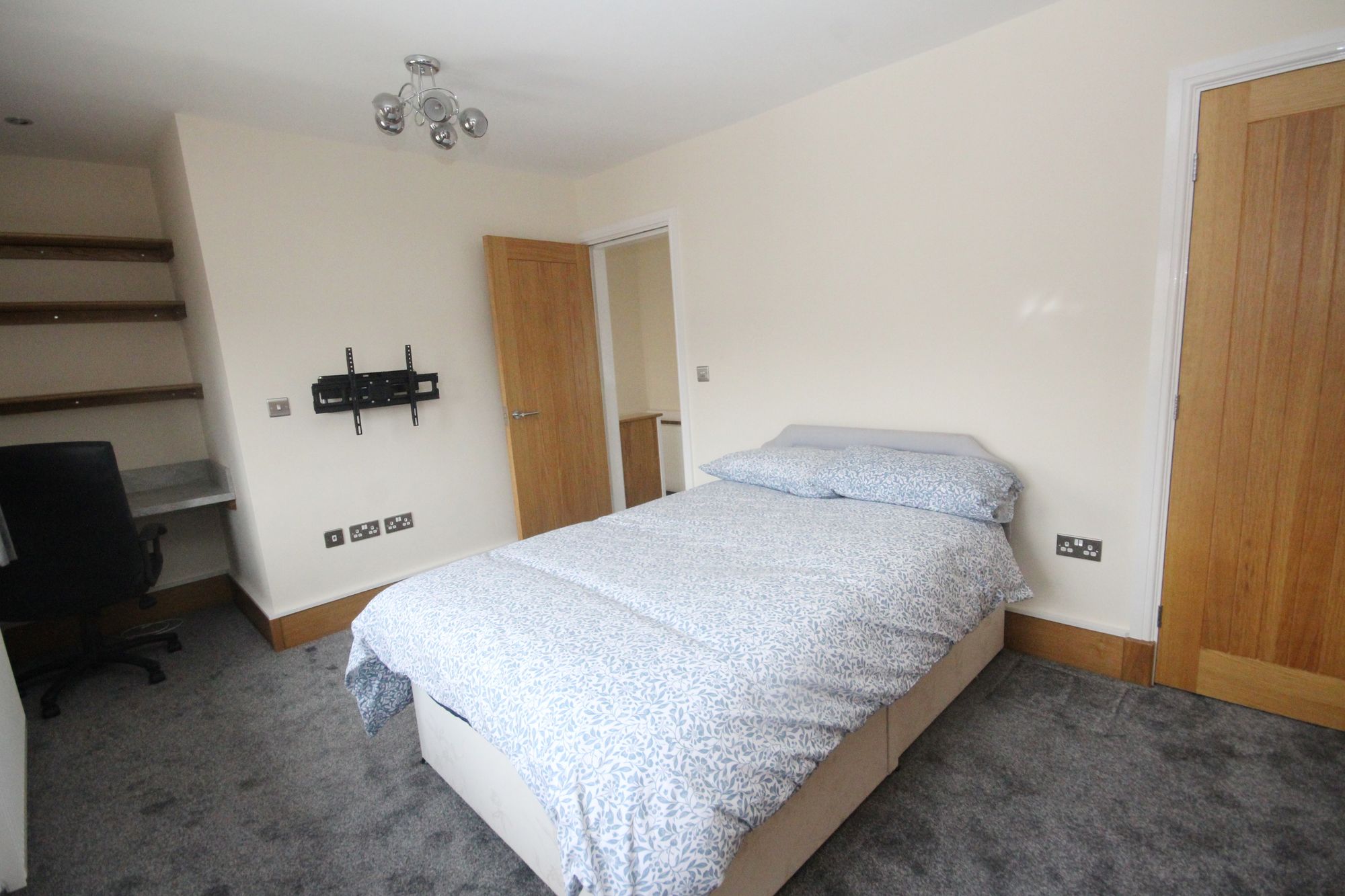 Claremont Road, Billinge, WN5