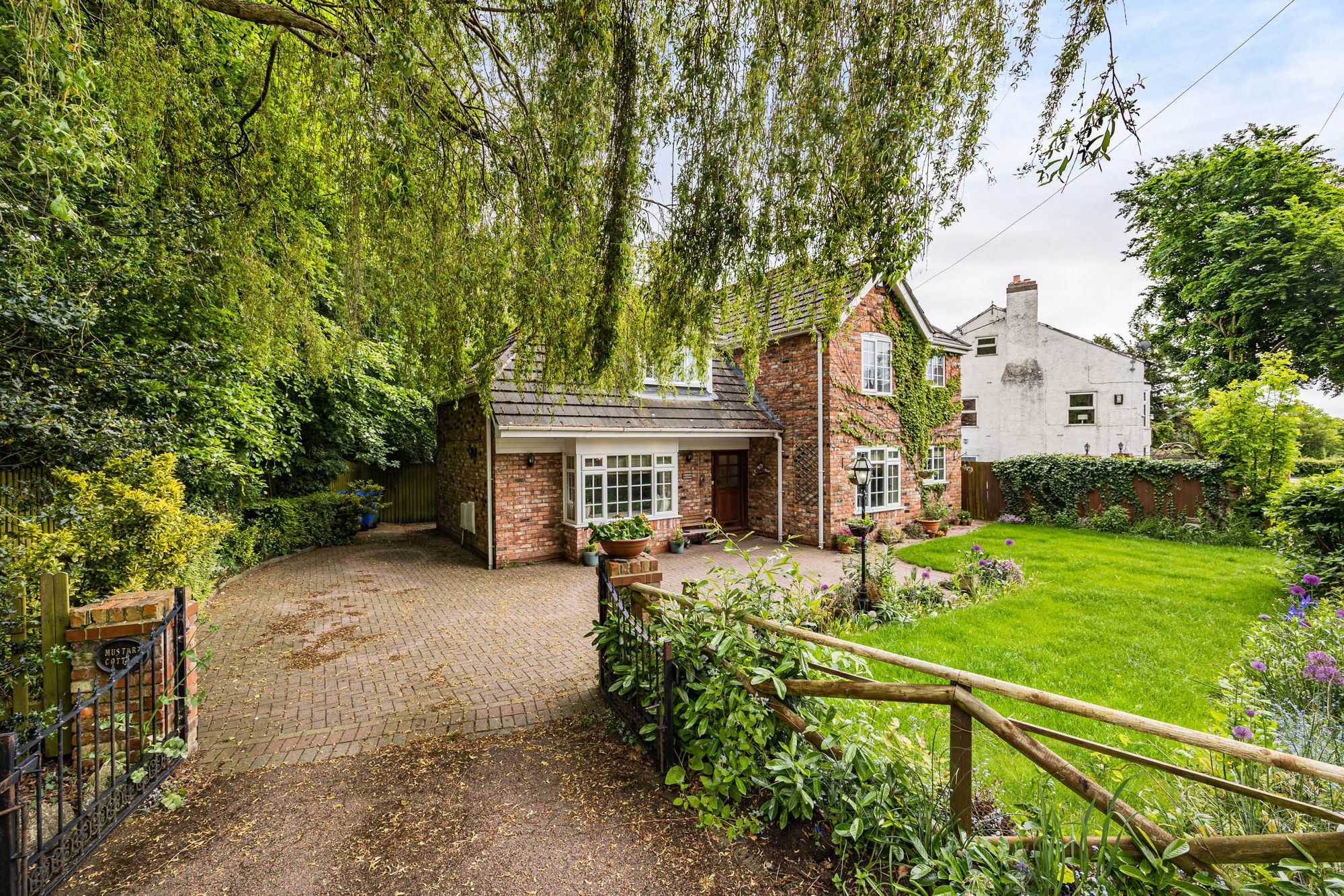 Mustard Cottage Sandy Lane, Warrington