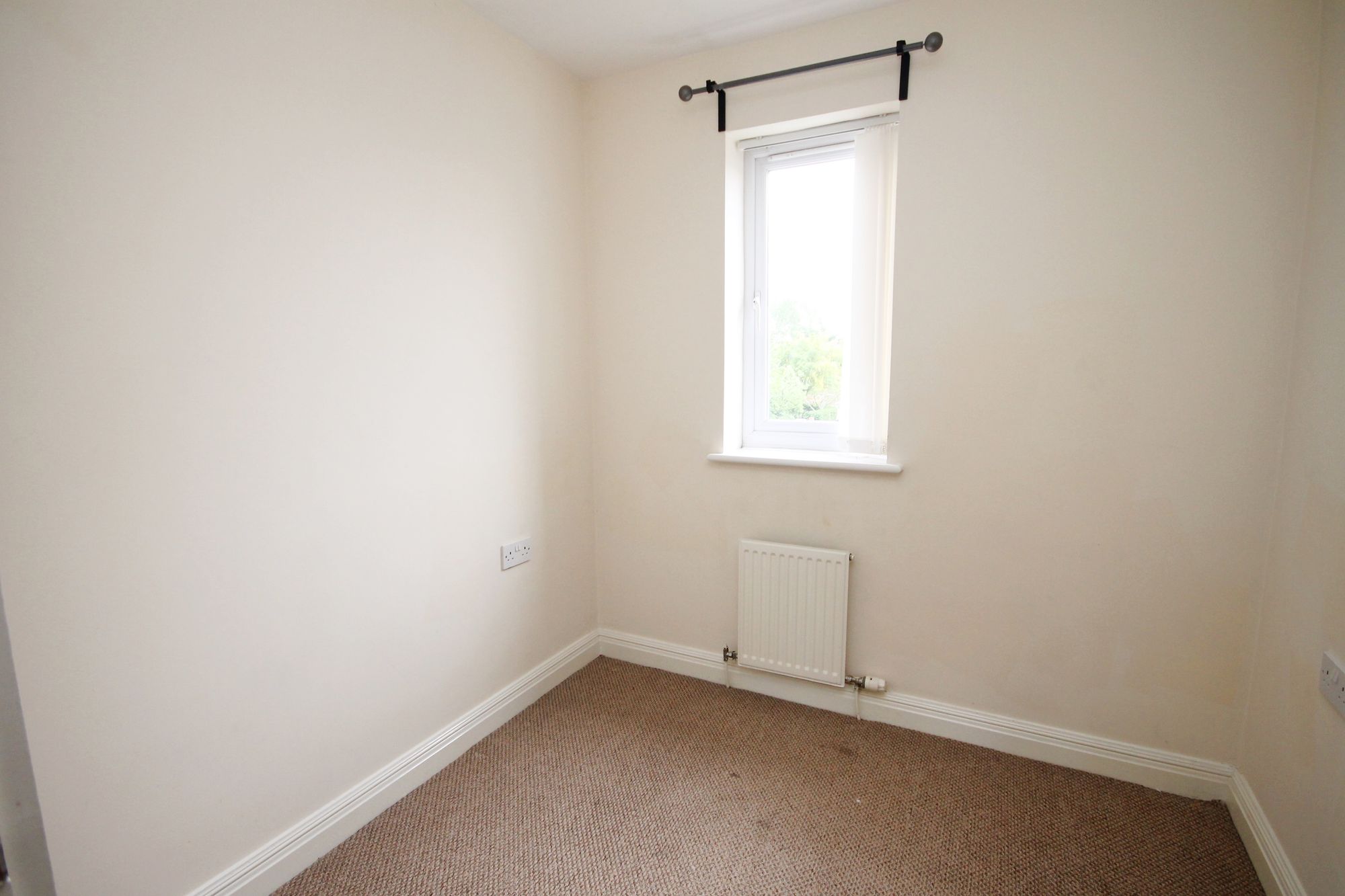 Gainsborough Road, Warrington, WA4