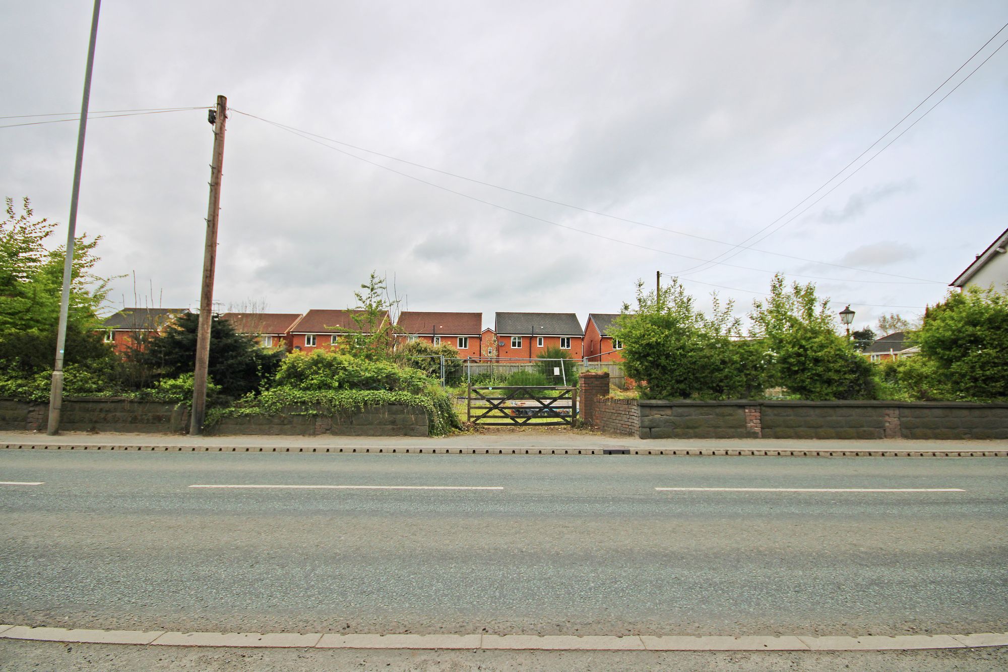 Land at, Holmes Chapel Road, Middlewich