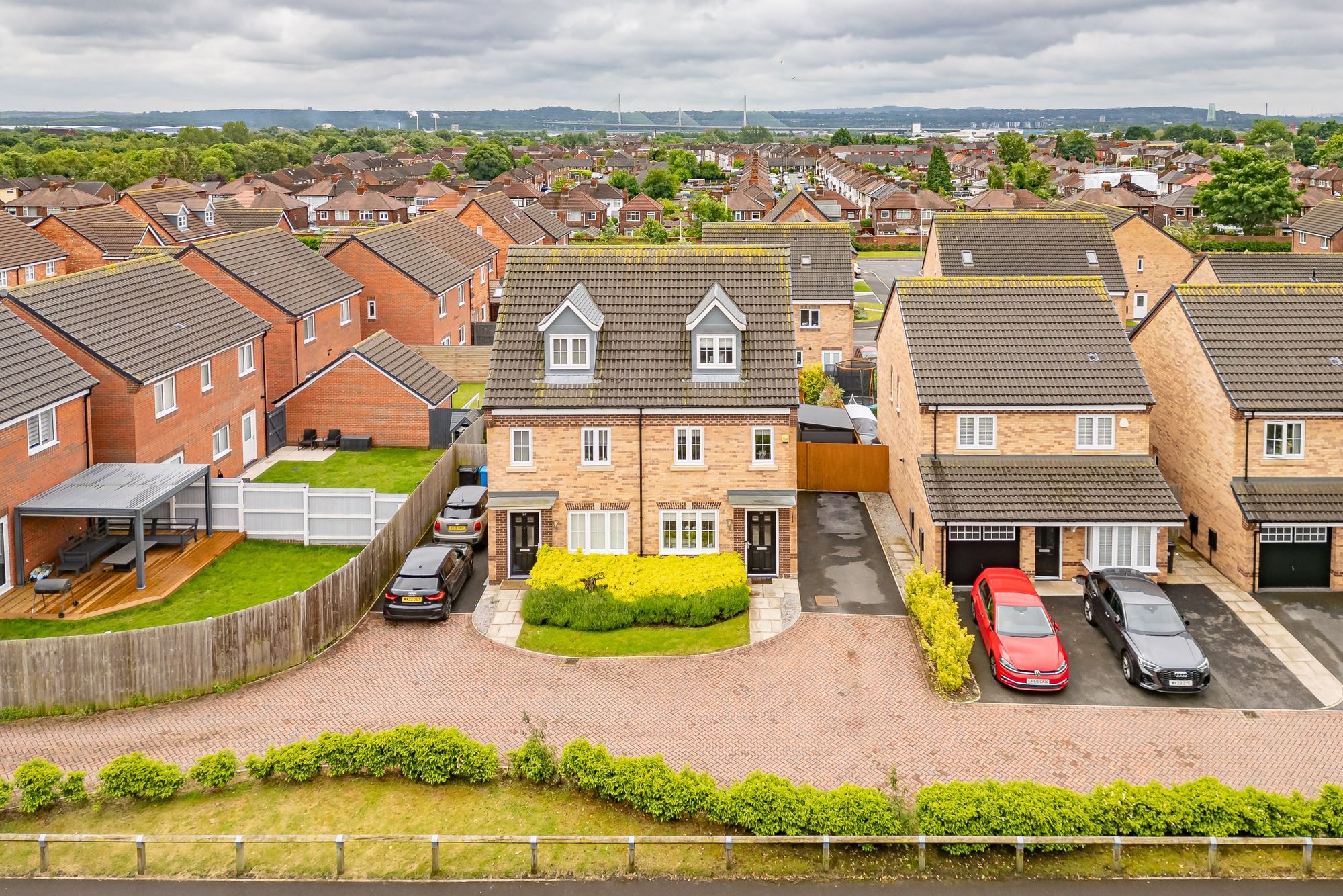 St. Peters Walk, Widnes