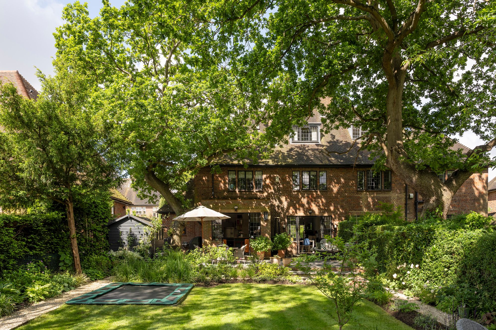 SOH-4 Grey Close-20_Lo