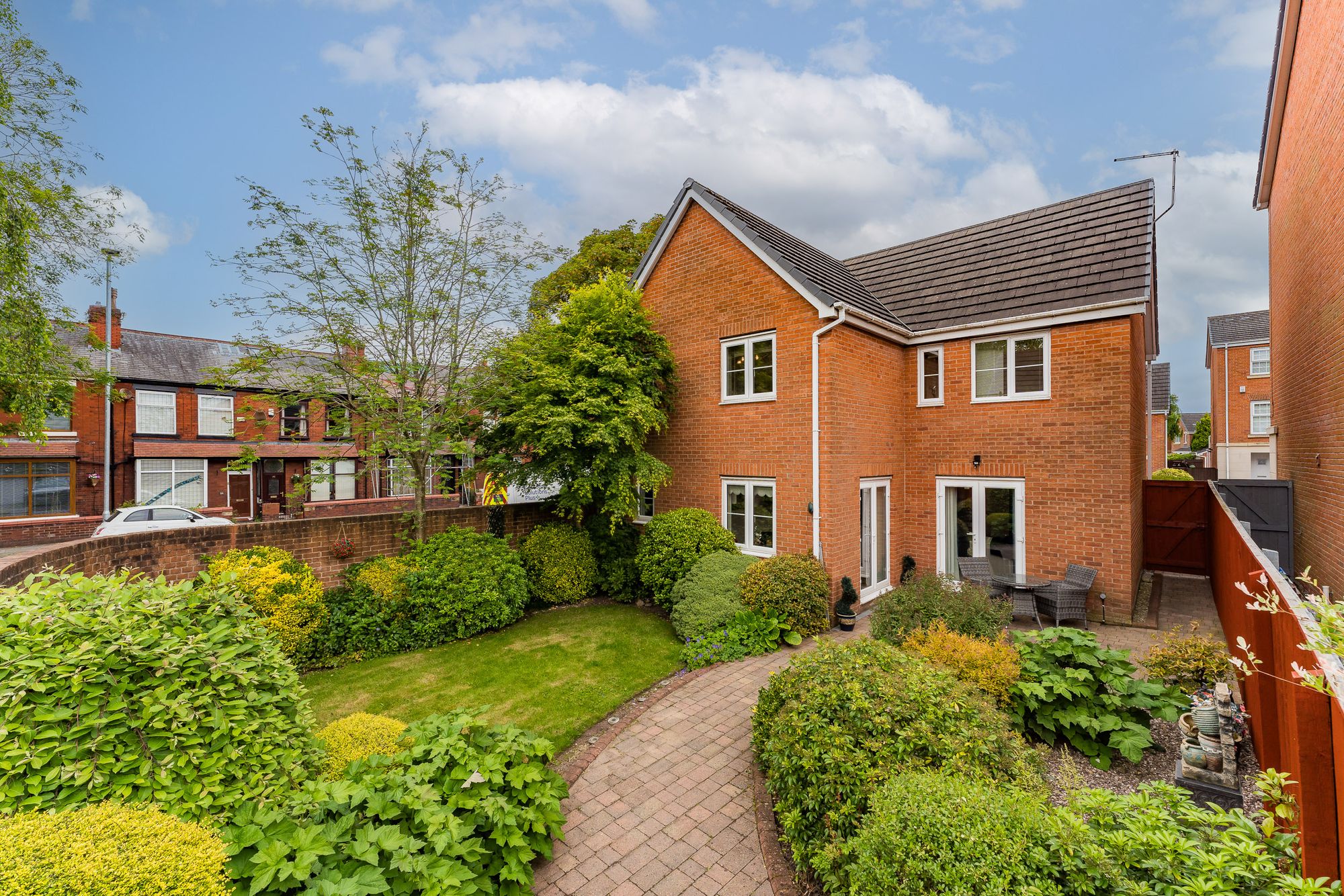 Runfield Close, Leigh