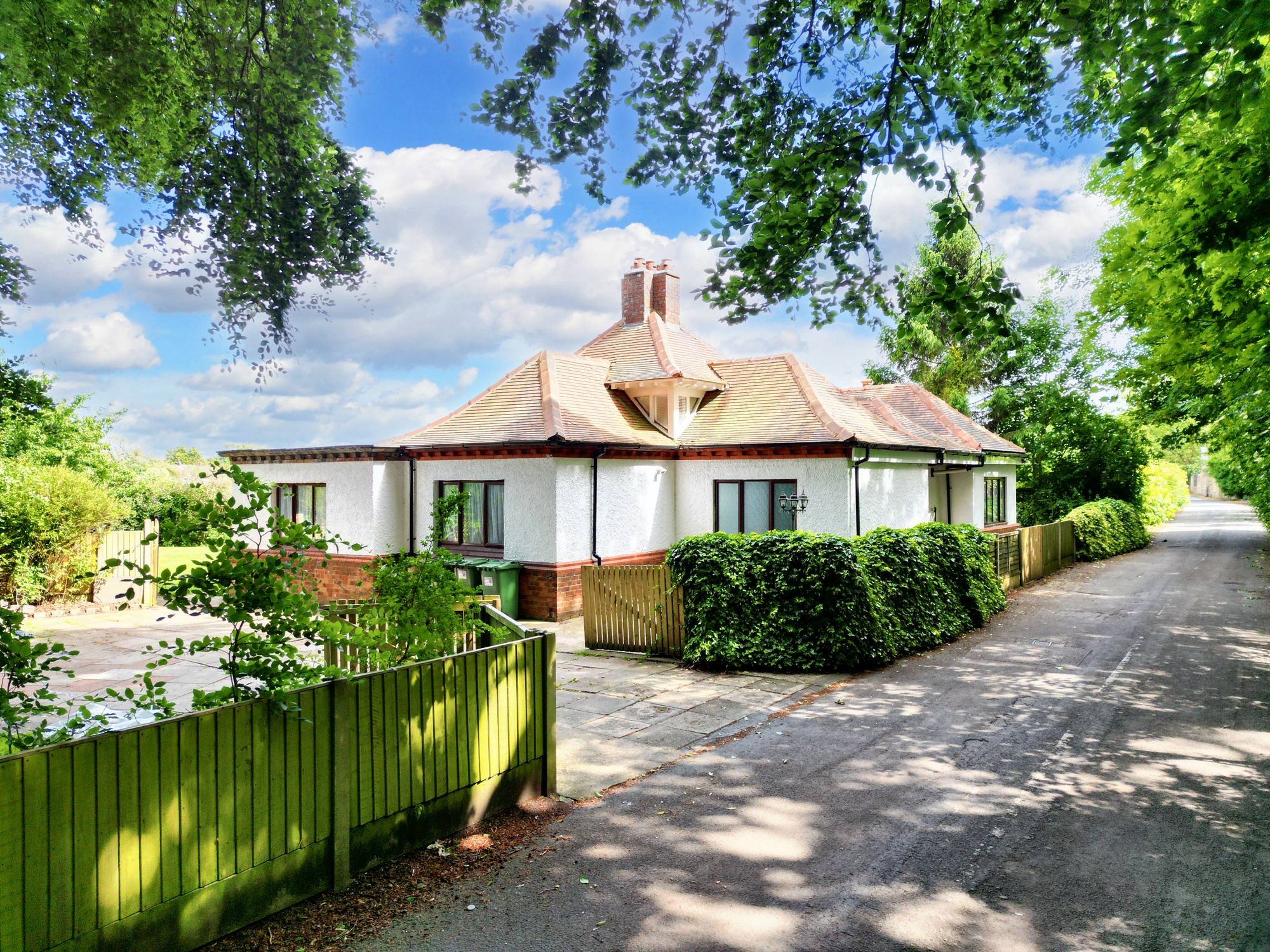 Lodge Abbey Road, St. Helens