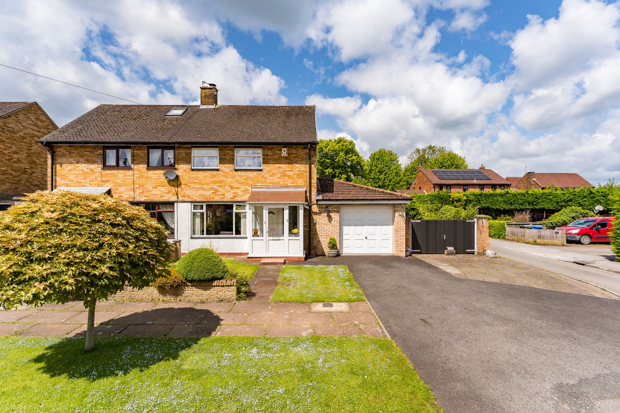 Twiss Green Drive, Culcheth, WA3