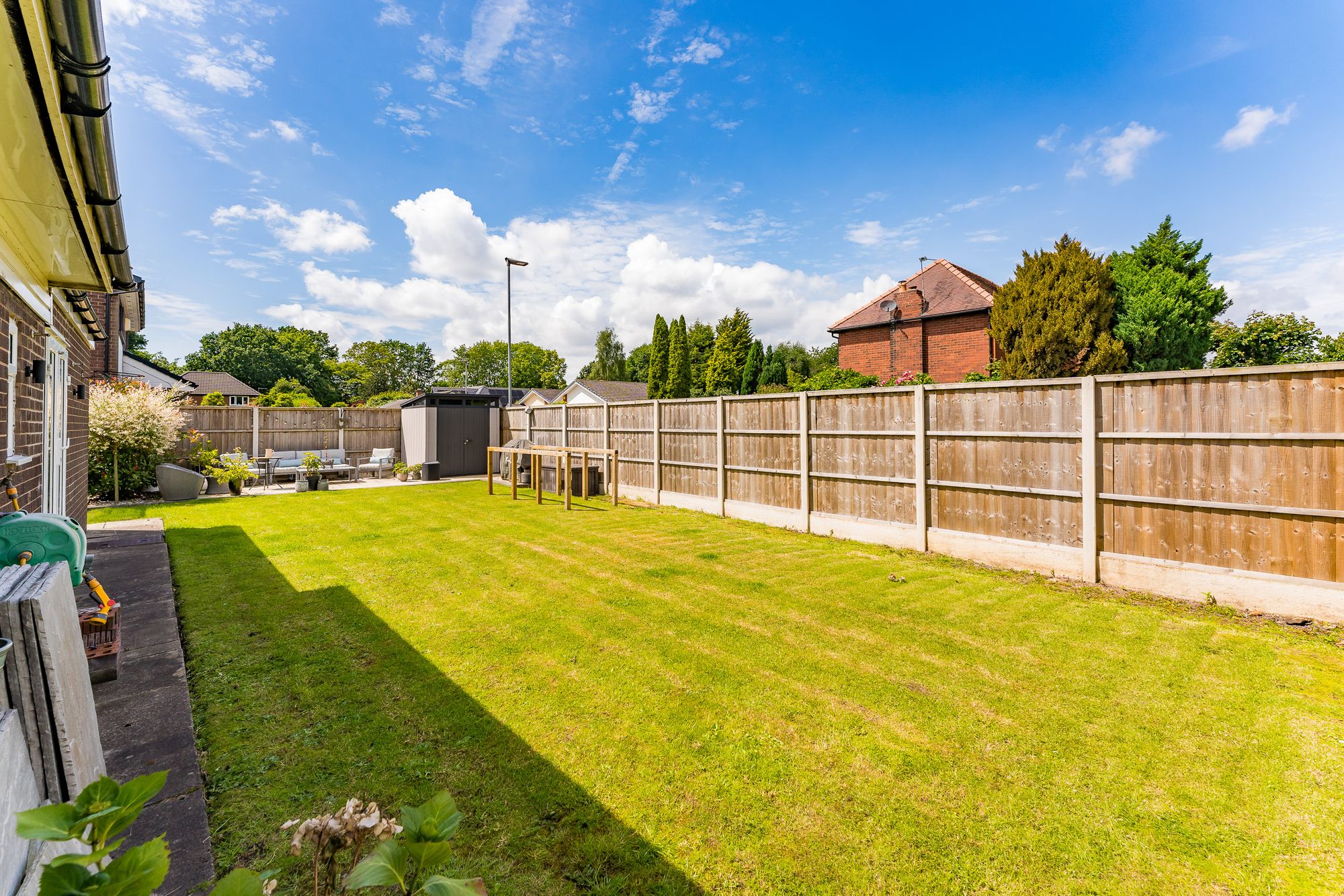 Withington Avenue, Culcheth, WA3