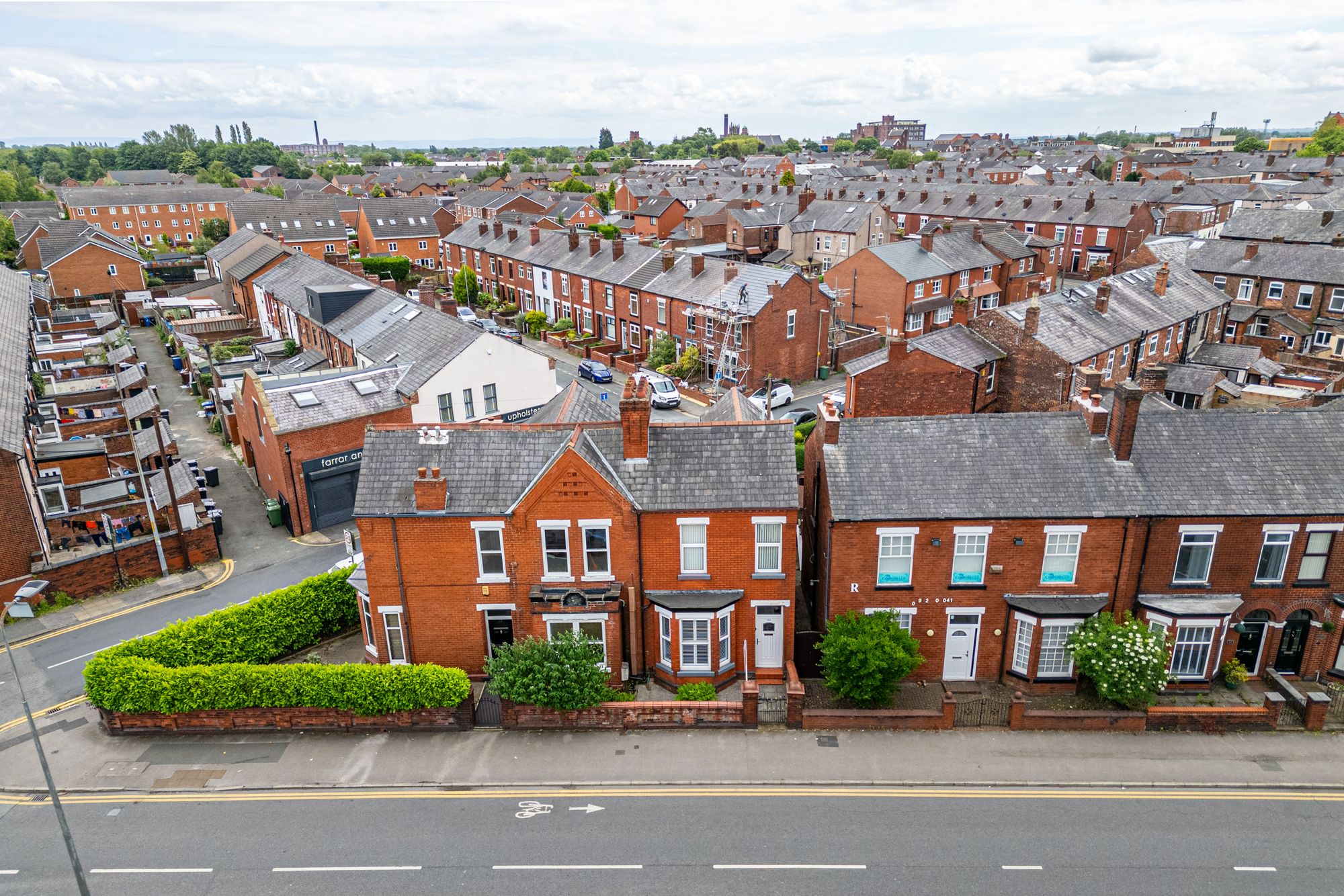 The Avenue, Leigh