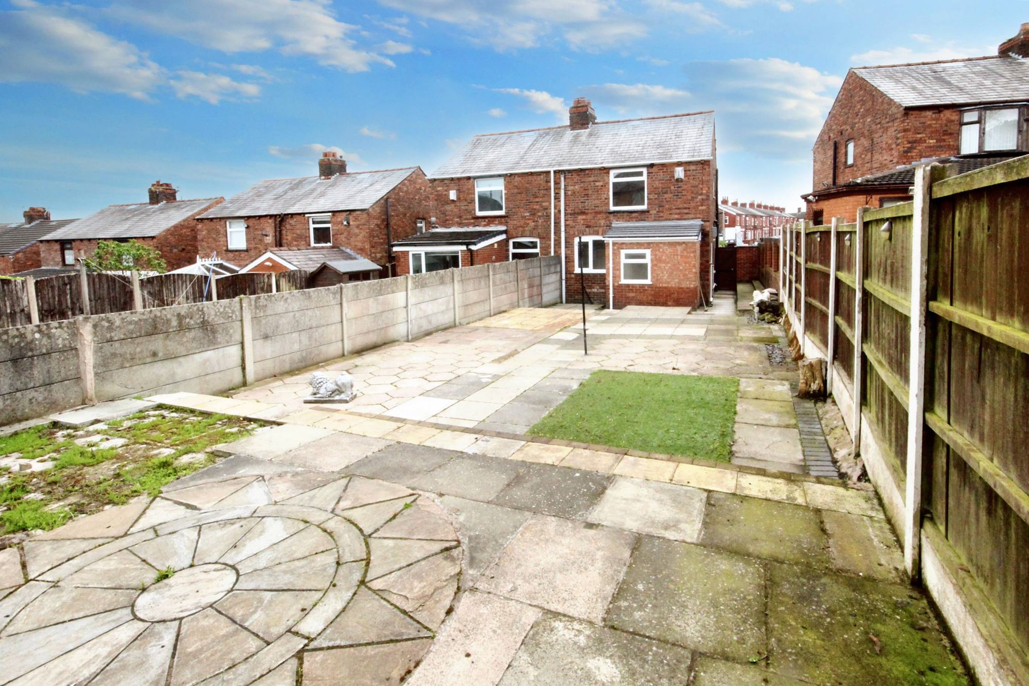 Dunriding Lane, St. Helens