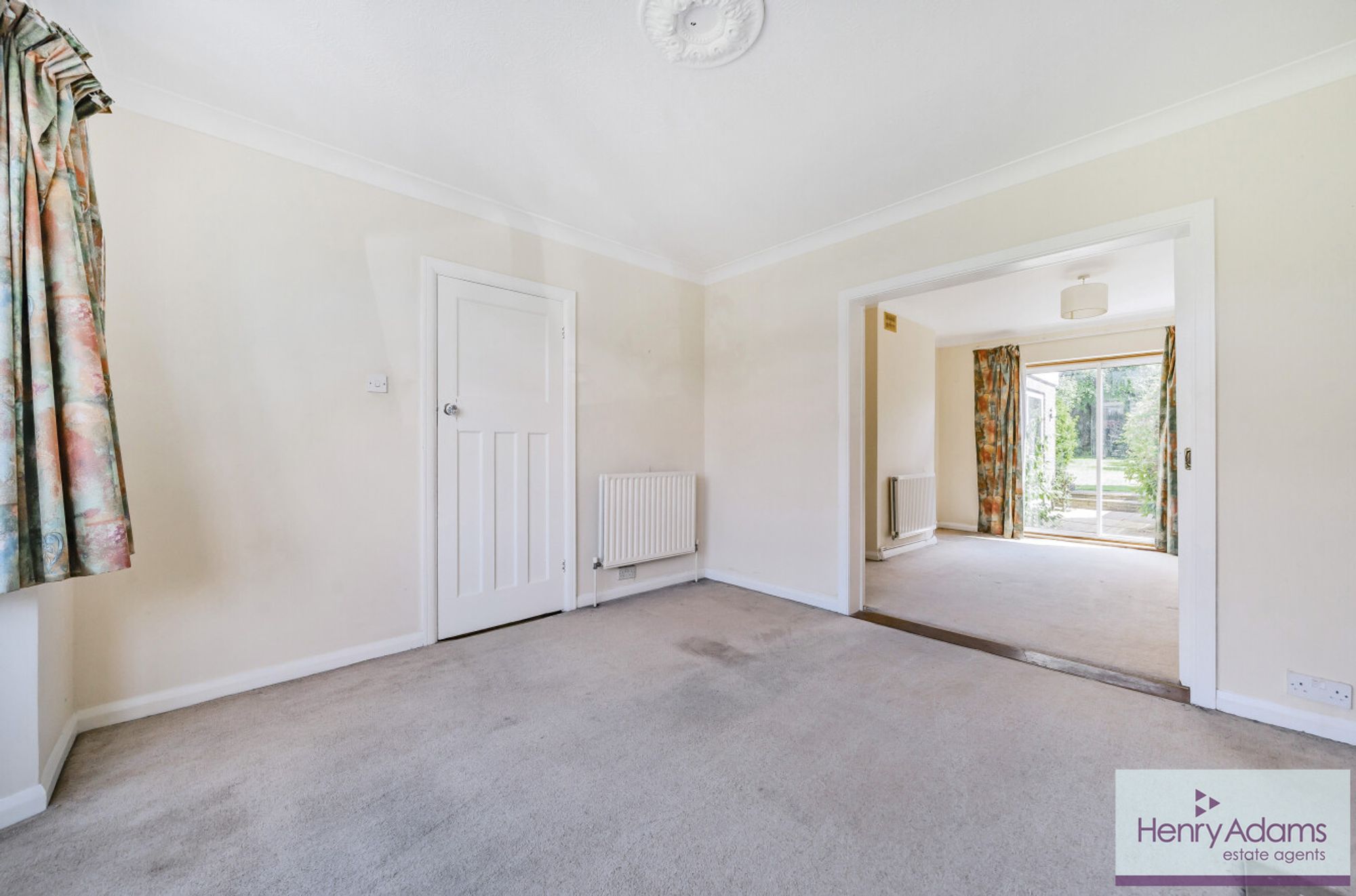 Forest Road, Horsham, RH12