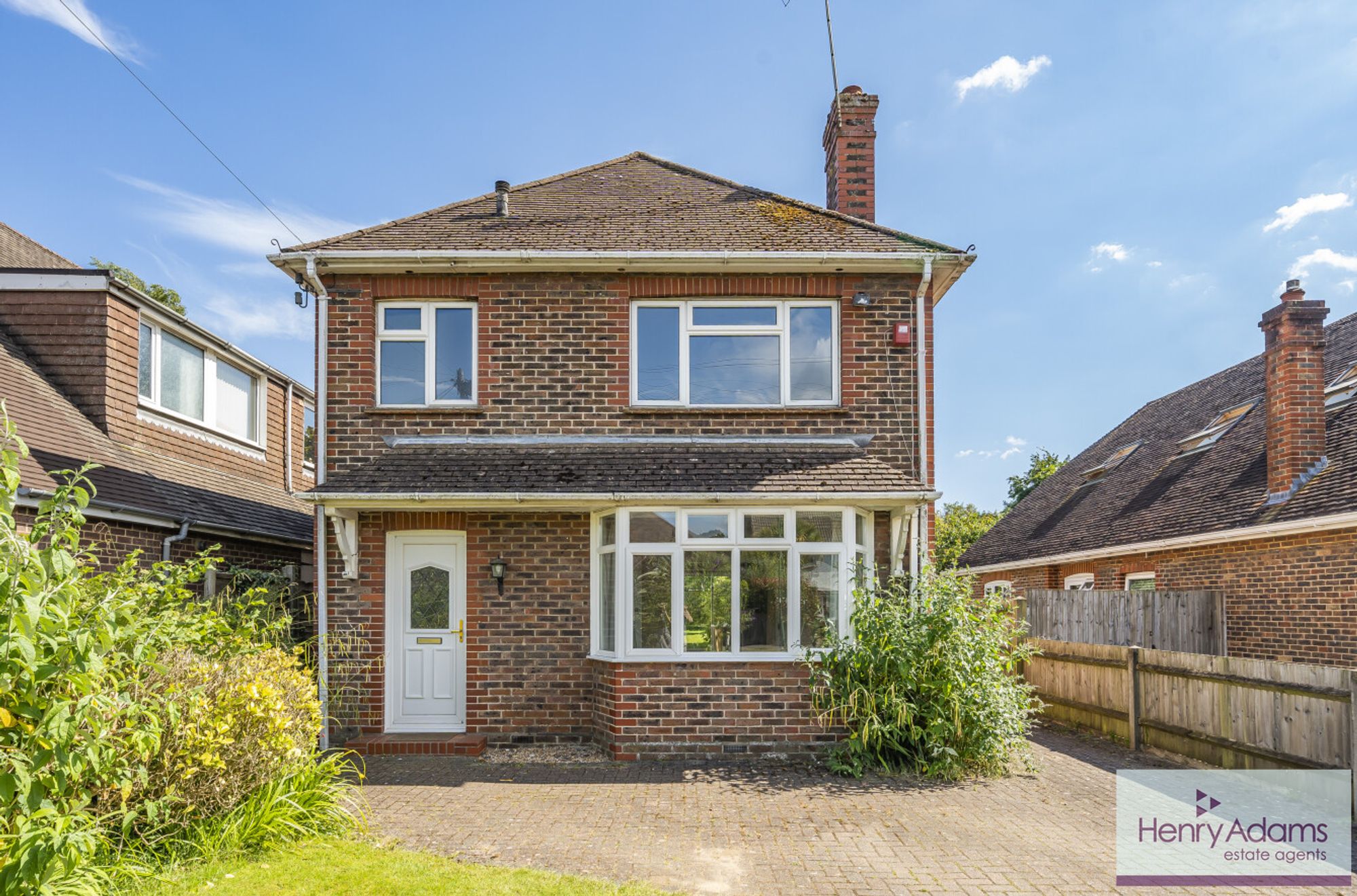 Forest Road, Horsham, RH12