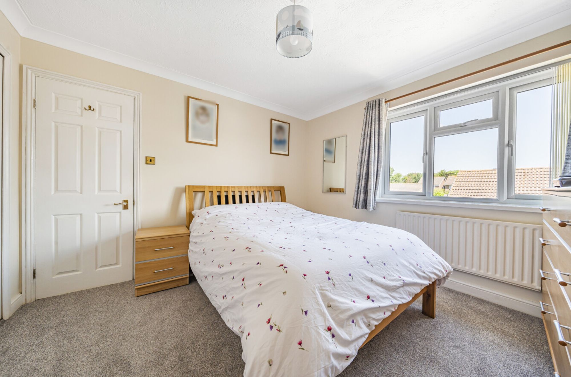 Lodge Close, Middleton-On-Sea, PO22