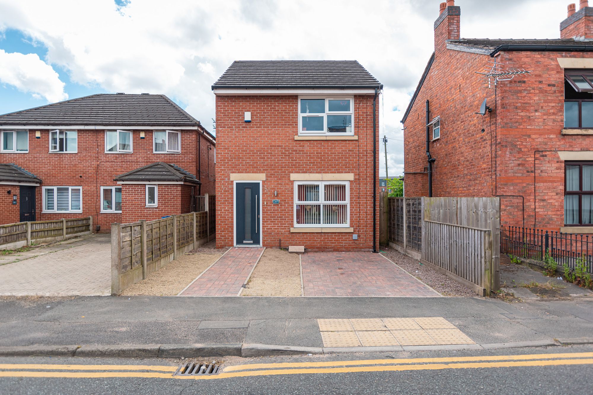 Firs Lane, Leigh, WN7