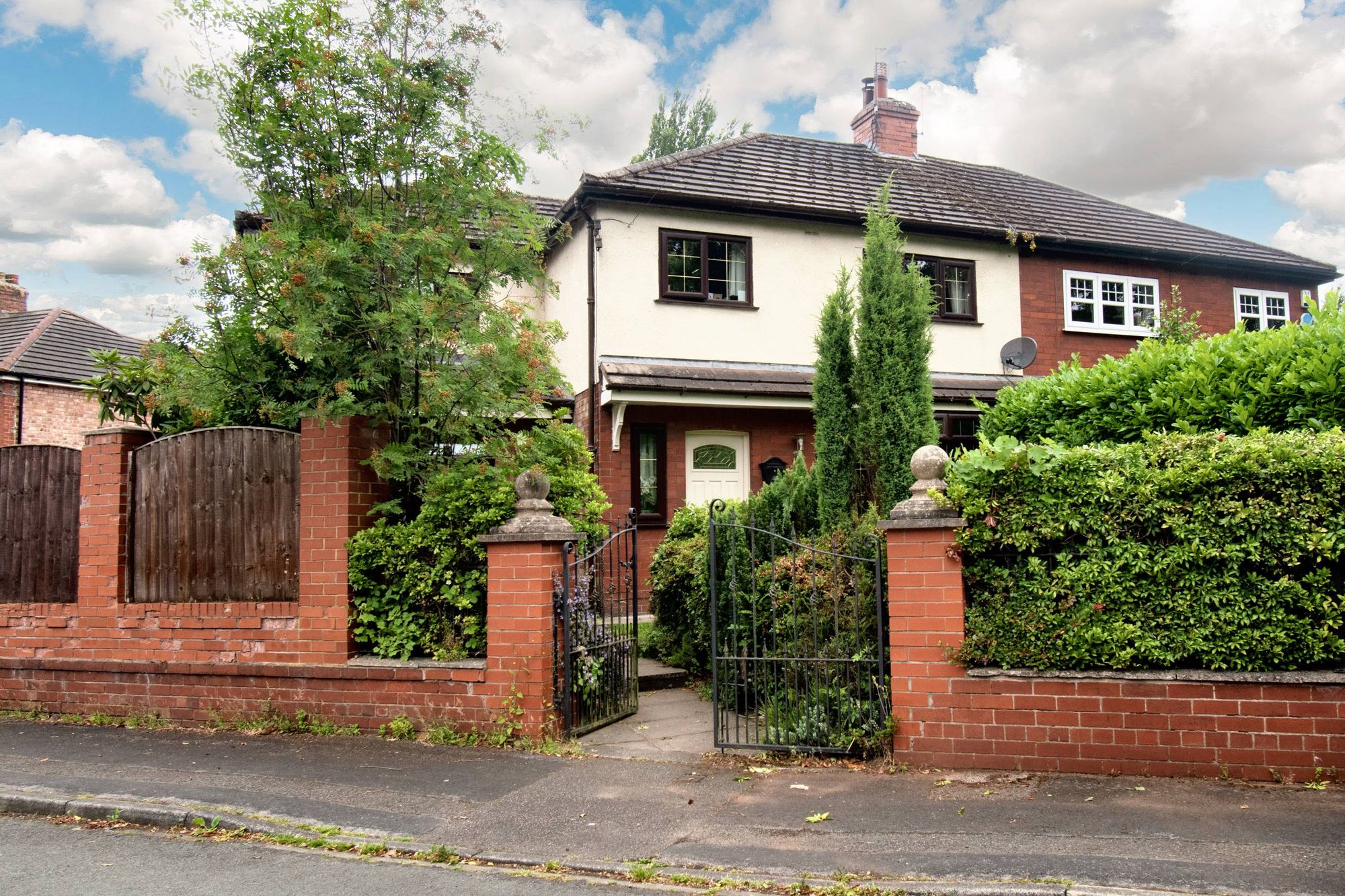 Willow Crescent, Warrington