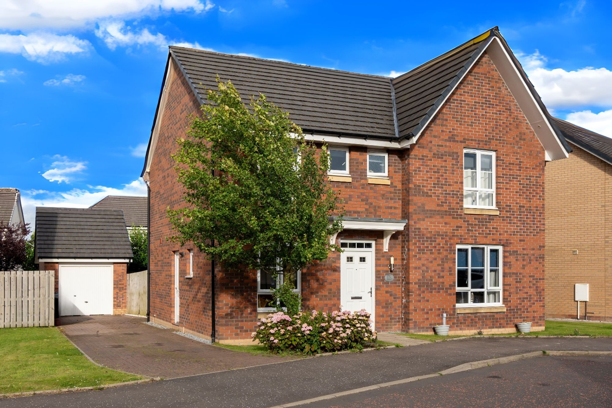 30 Foxglove Grove, Cambuslang