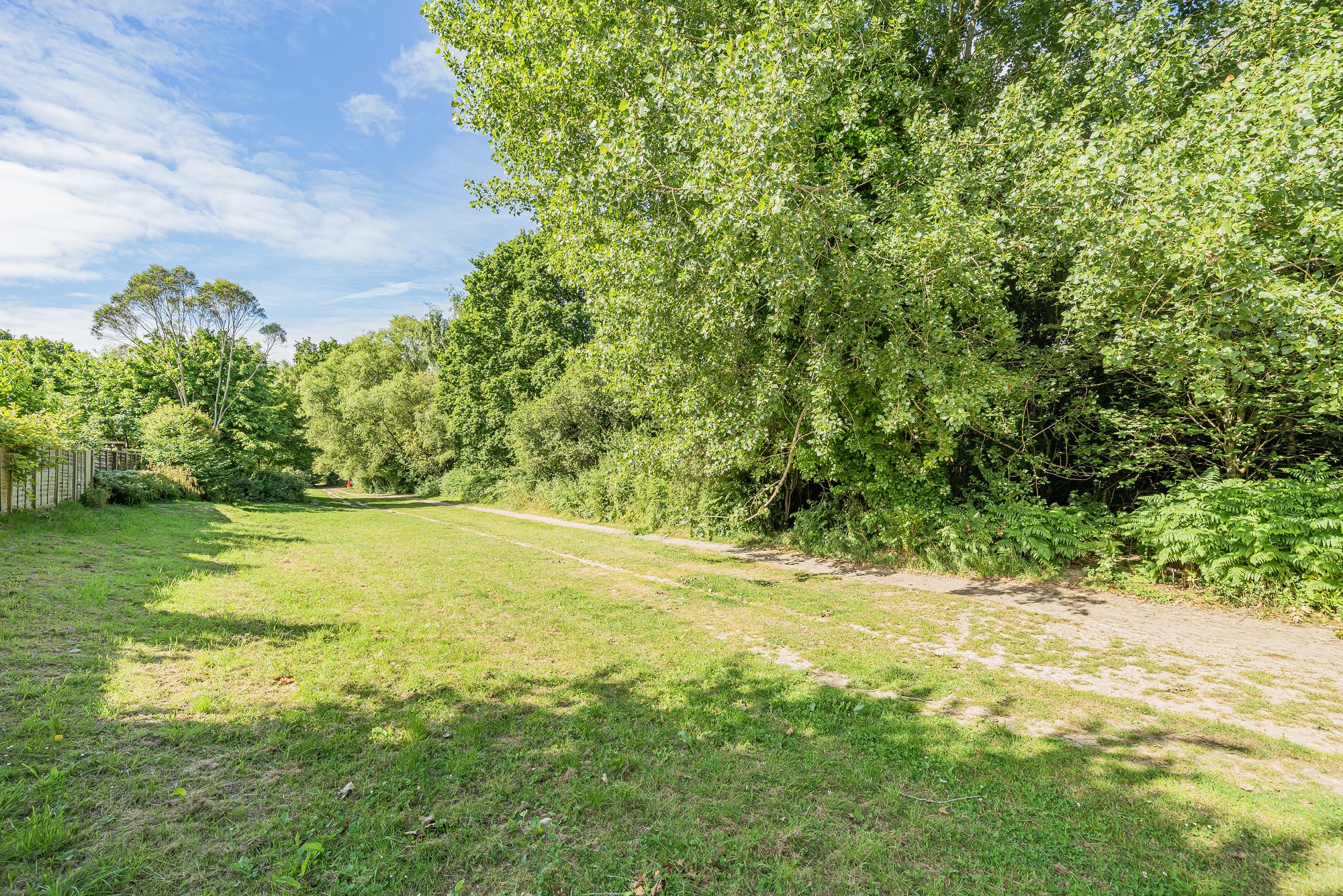 Cootes Avenue, Horsham, RH12