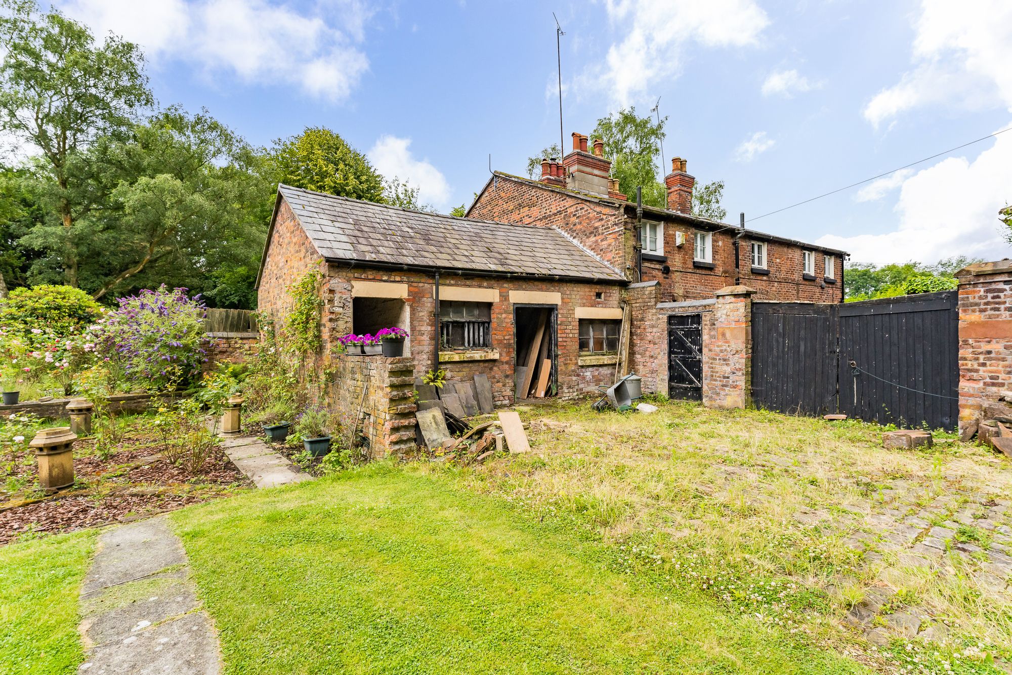 Knowsley Cottage Knowsley Lane, Prescot