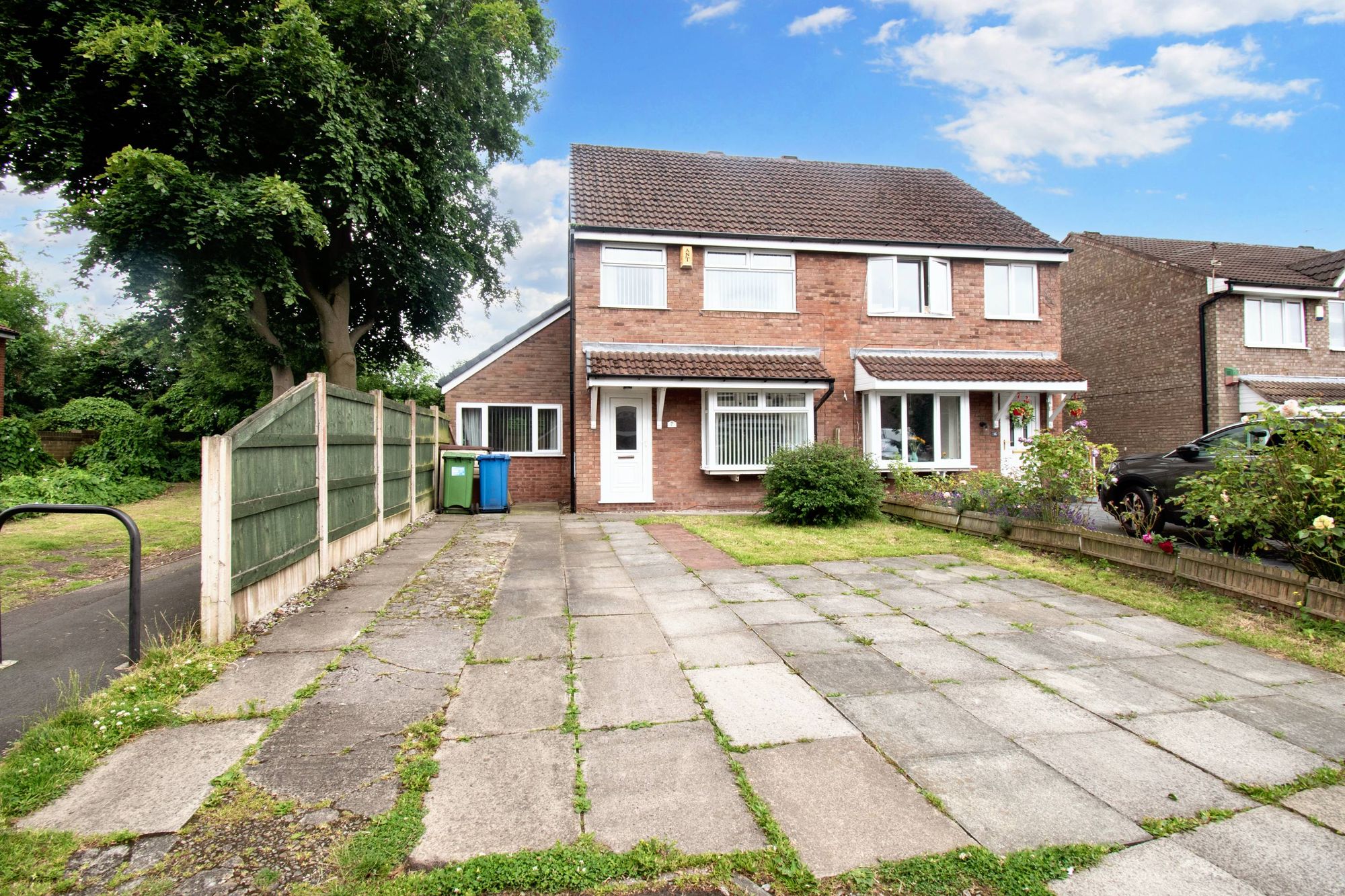 Tweedsmuir Close, Warrington