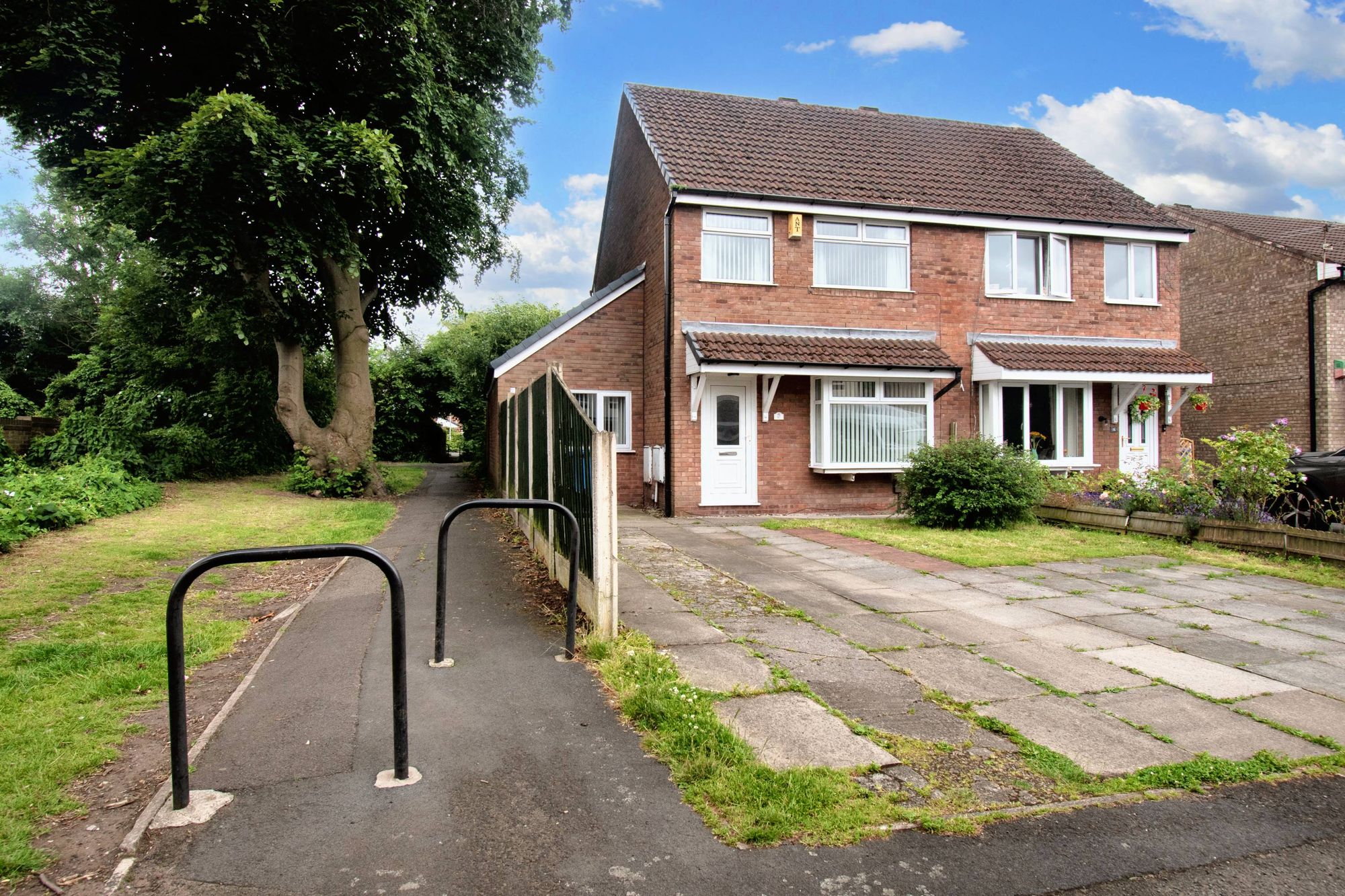 Tweedsmuir Close, Warrington