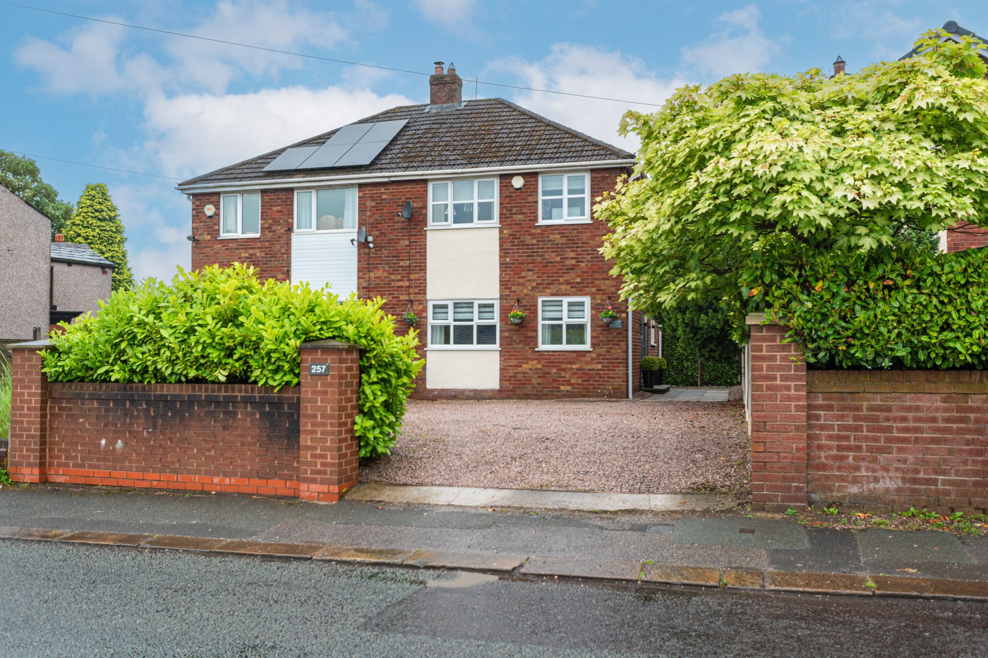 Westleigh Lane, Leigh, WN7