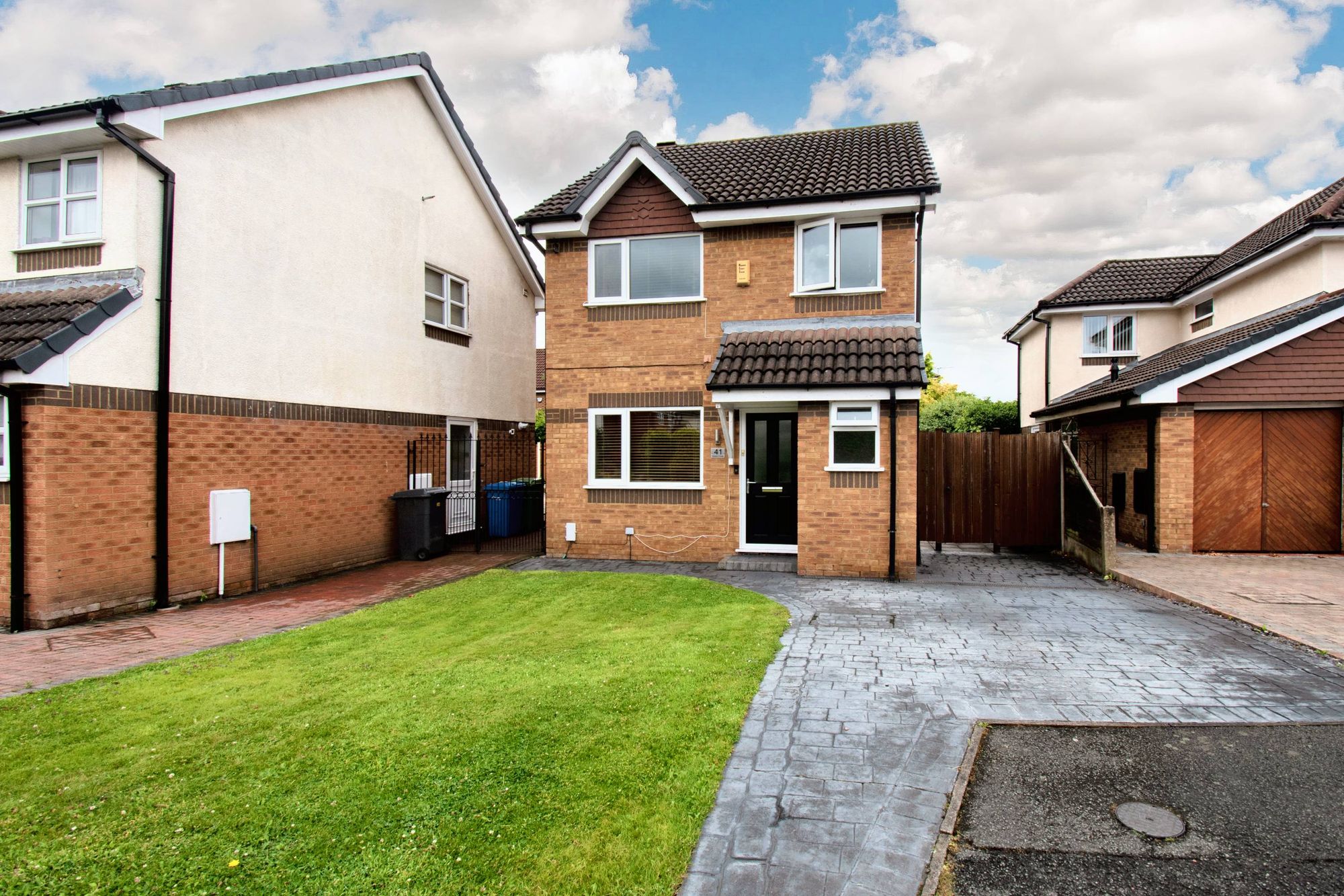 Lincoln Close, Woolston, WA1