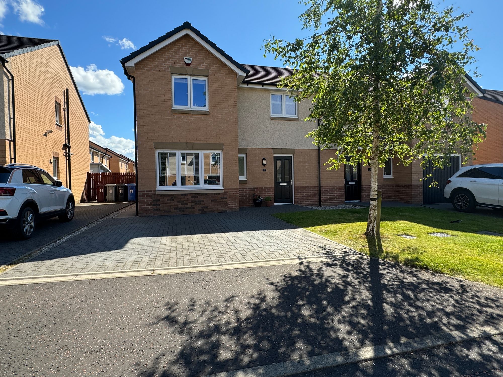 15 Honeysuckle Crescent, Cambuslang