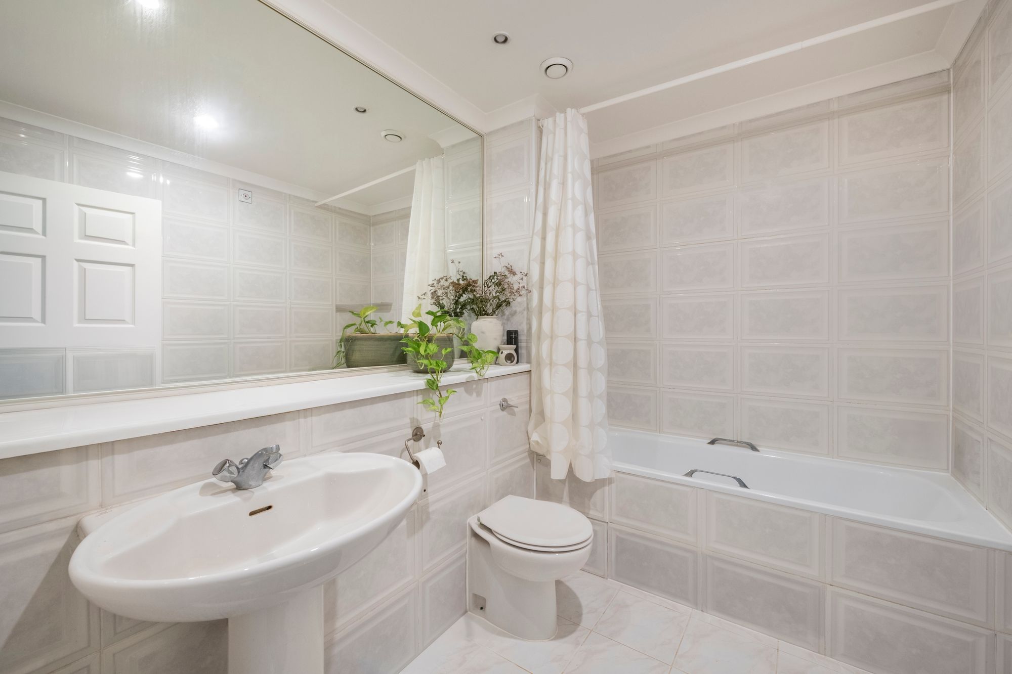 bathroom(2)