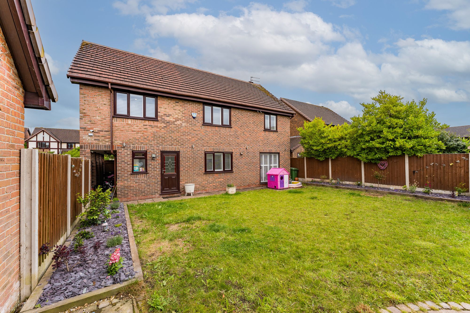 Buxton Close, Warrington