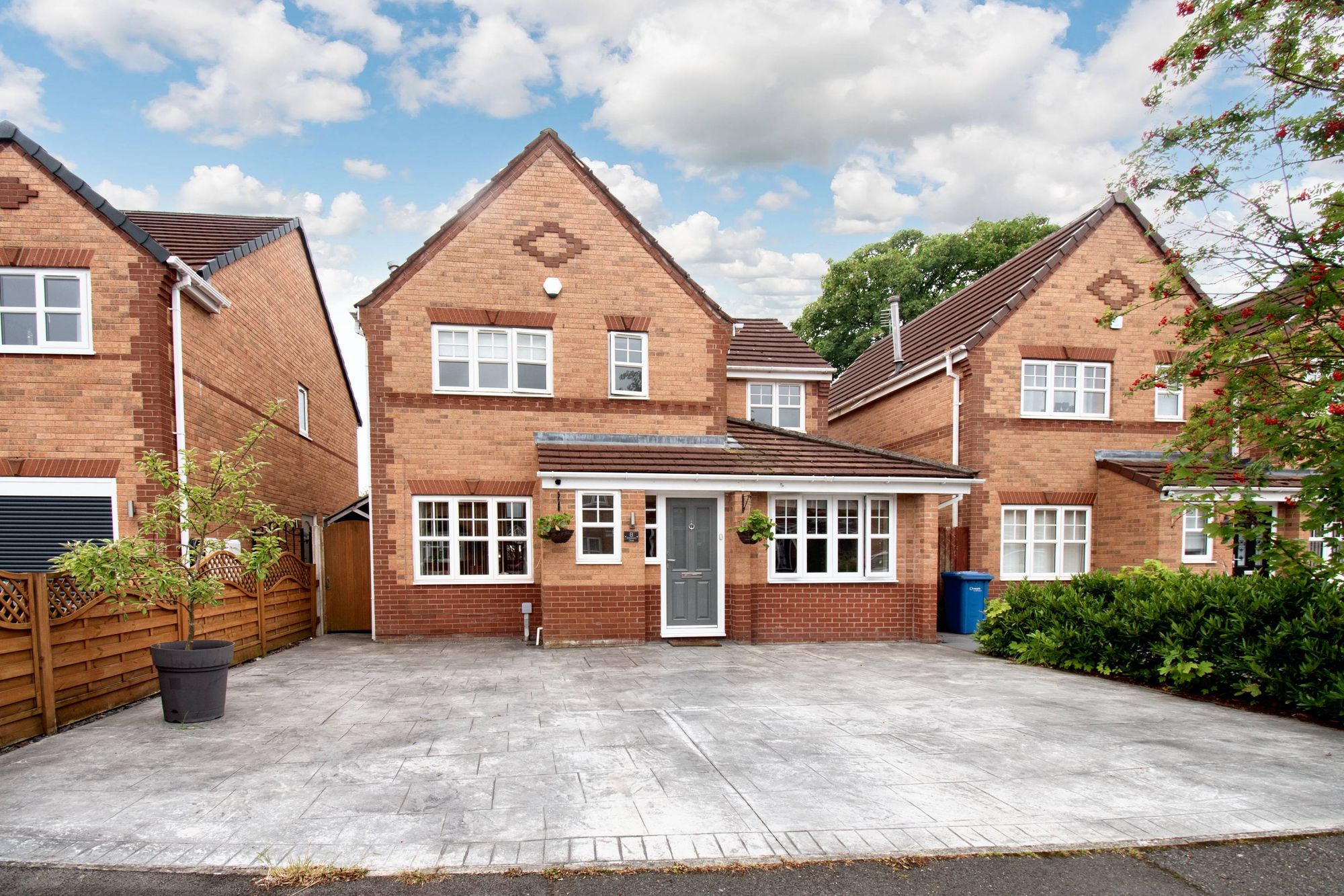 Westbury Close, Warrington