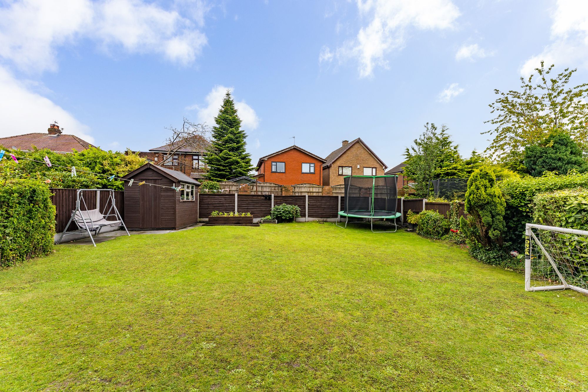 Balmoral Road, Widnes, WA8