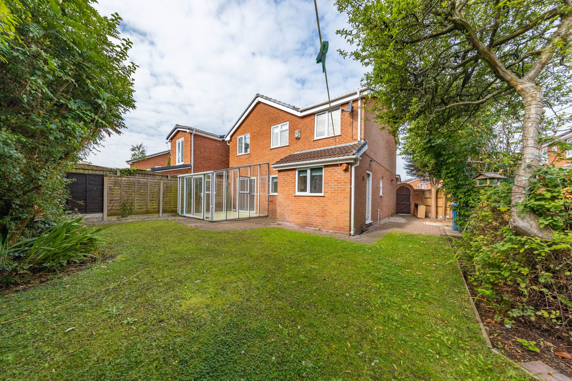 Suffolk Close, Woolston, WA1