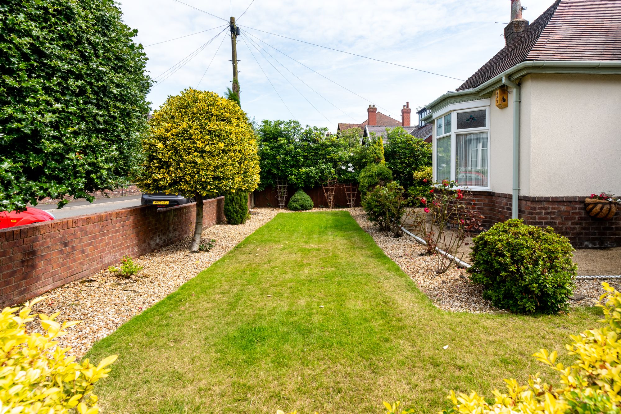 Laurel Road, St. Helens