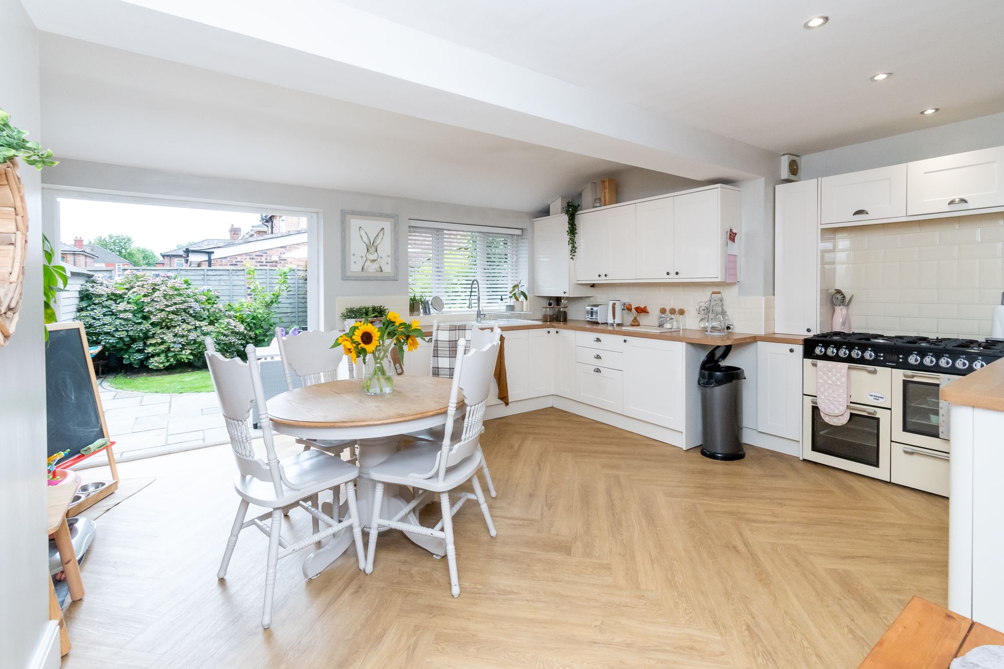 Bennett Avenue, Warrington