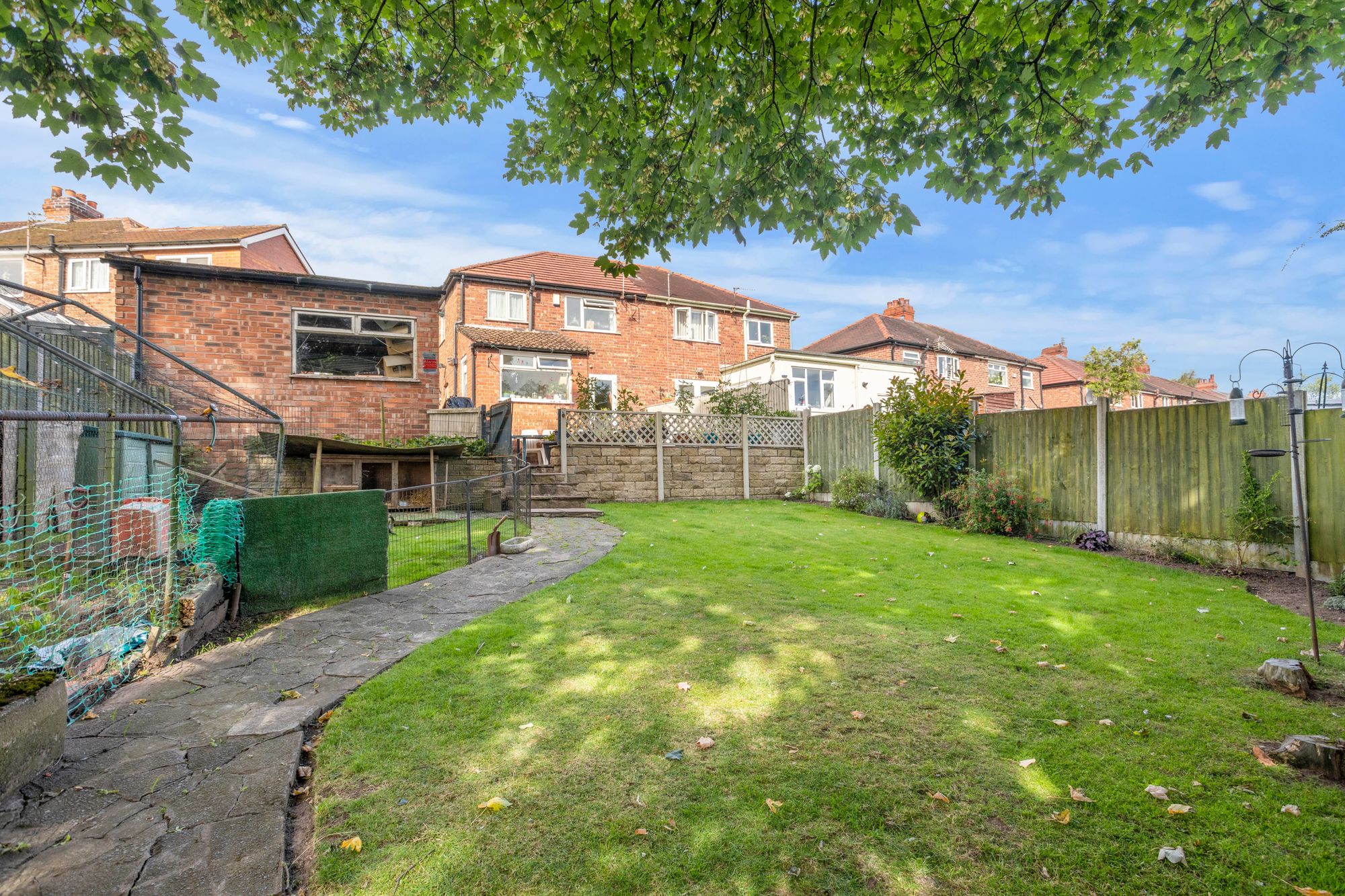 Carlton Way, Glazebrook, WA3