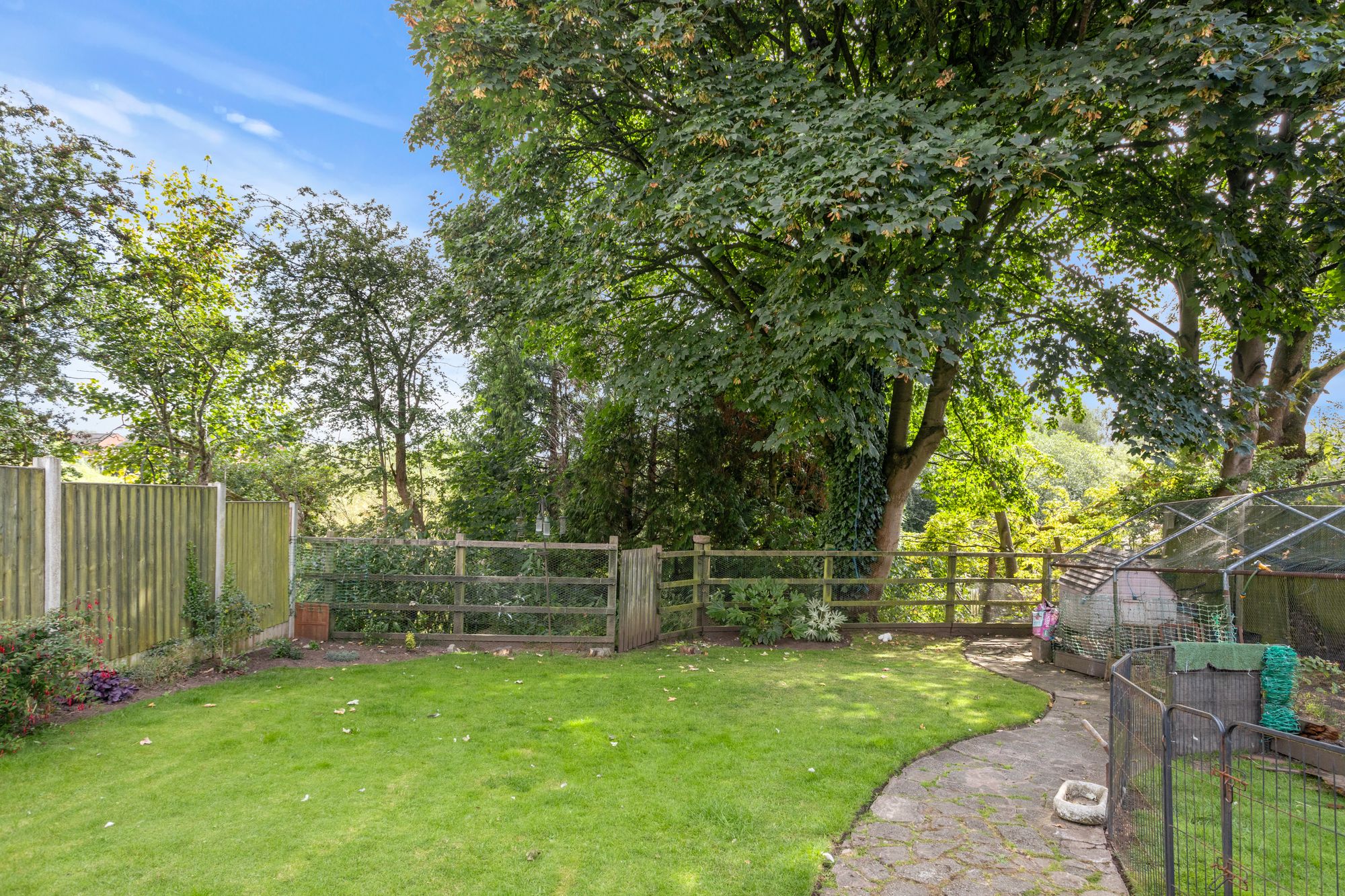 Carlton Way, Glazebrook, WA3