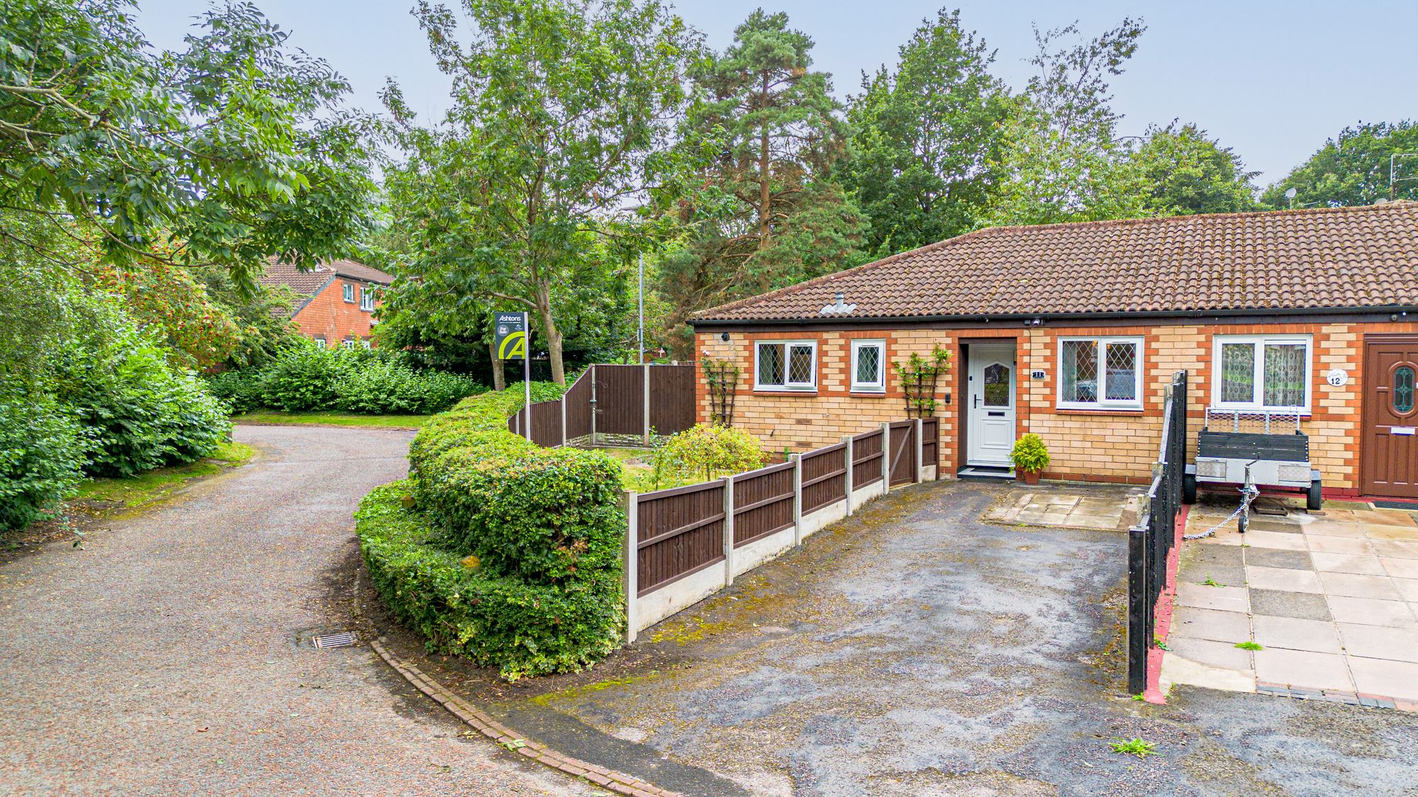 Nightingale Close, Birchwood, WA3