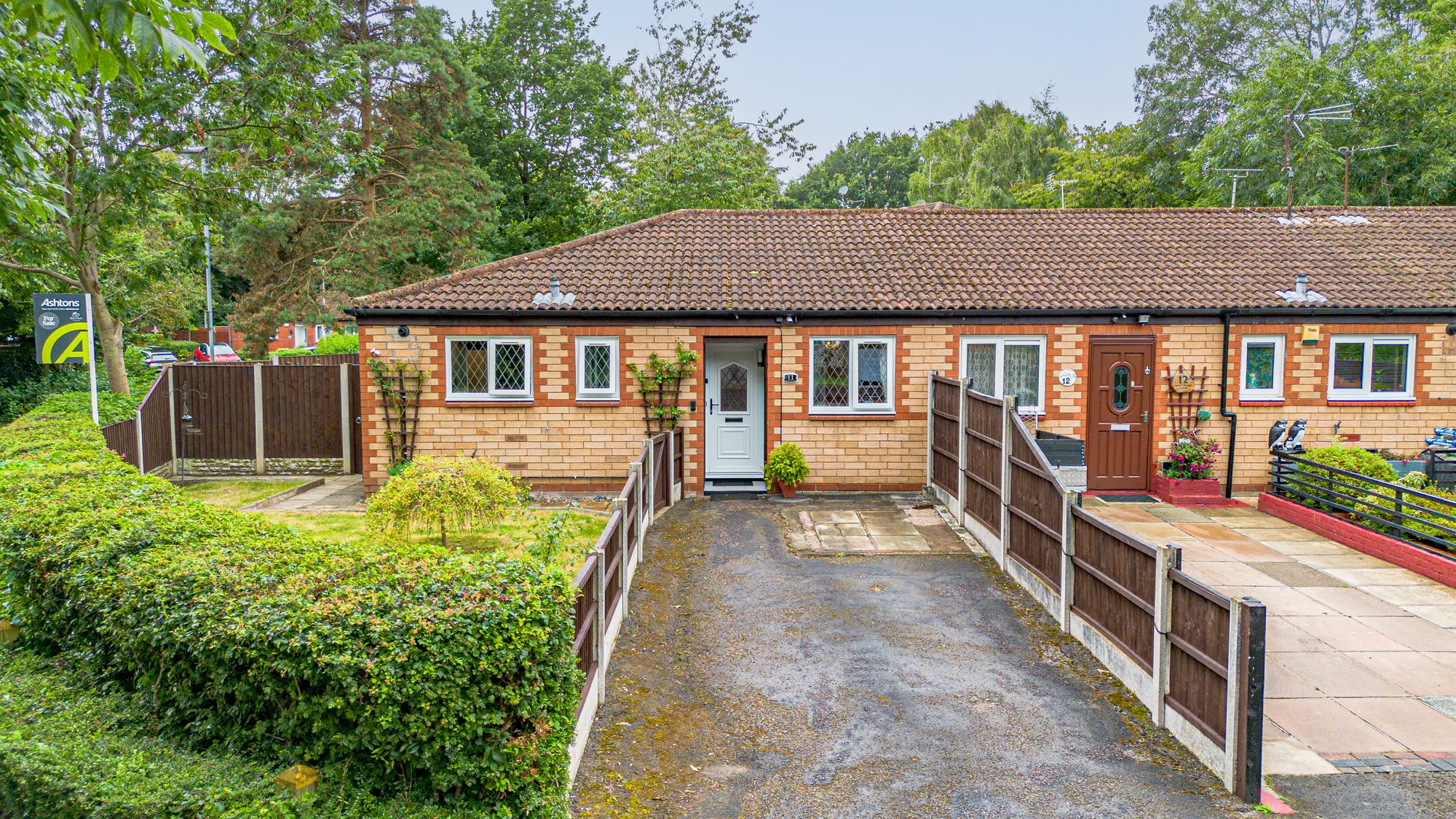 Nightingale Close, Birchwood, WA3