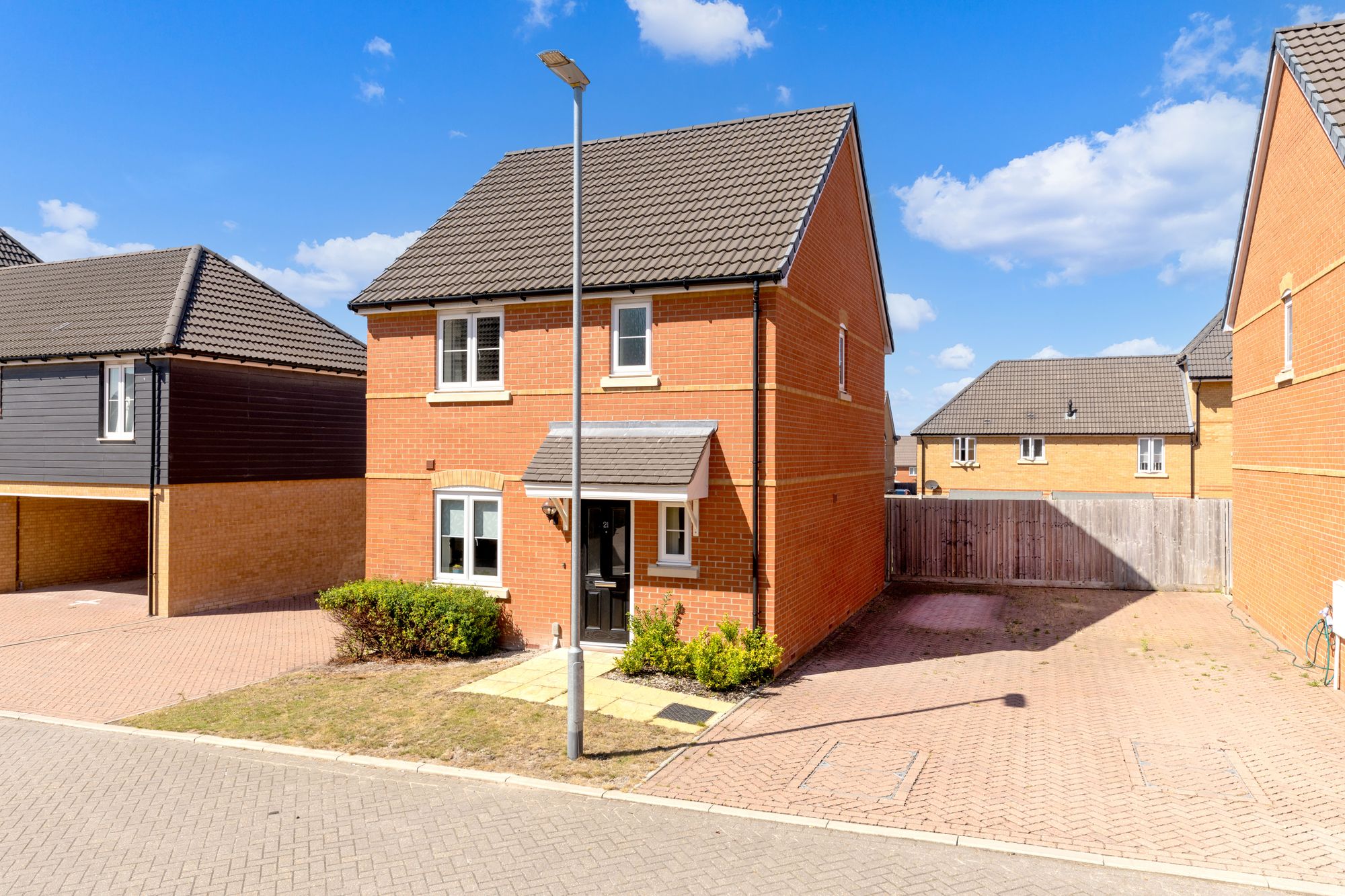 Cromwell Way, Royston, SG8