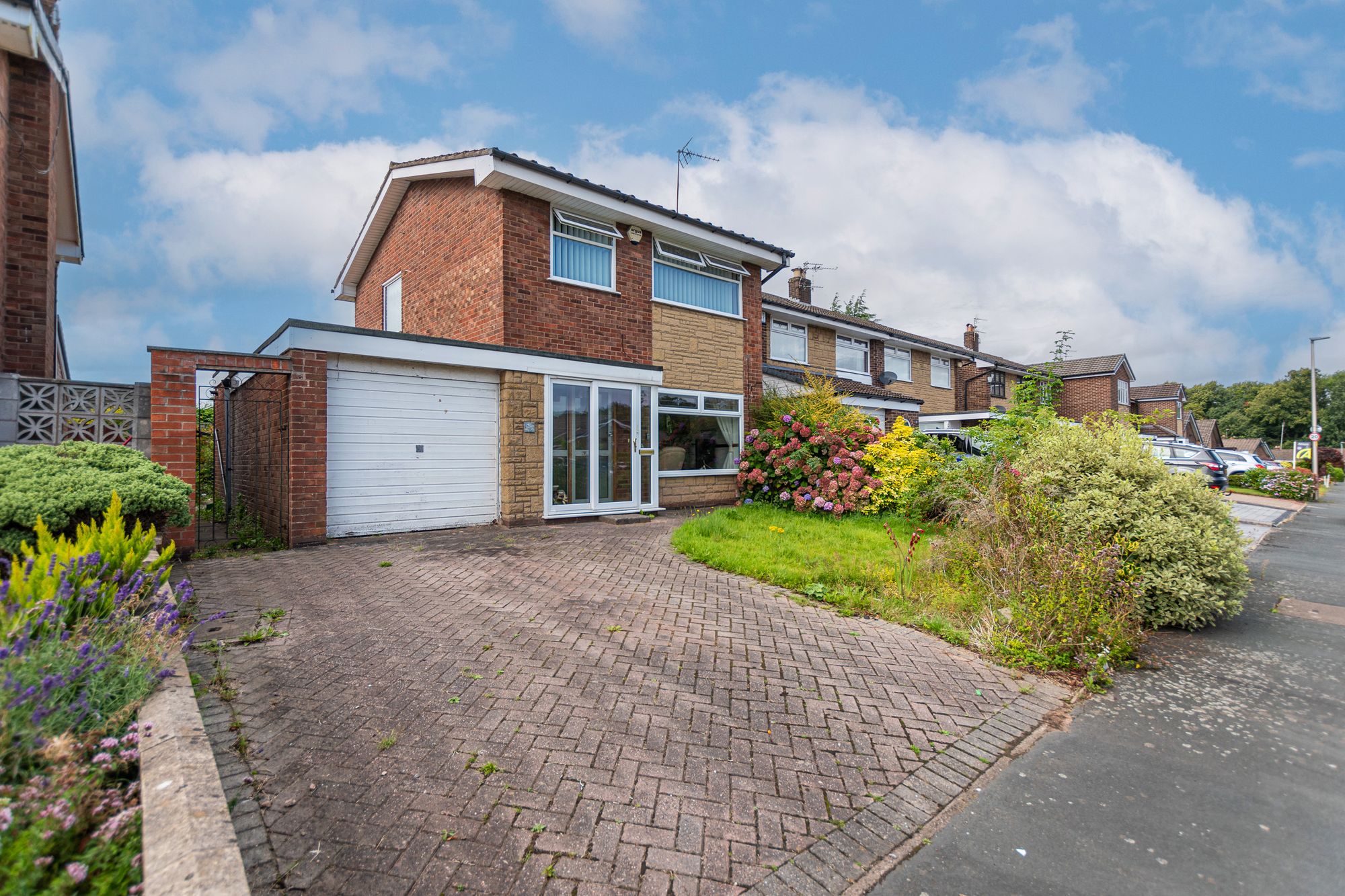 Alderton Drive, Ashton-In-Makerfield, WN4