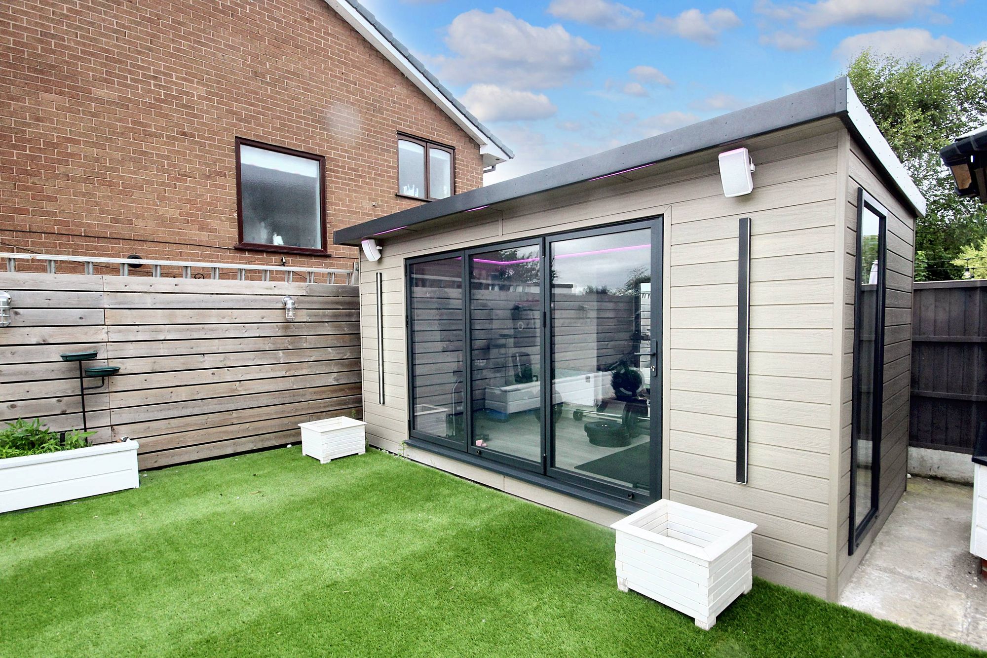 Wyken Grove, St. Helens