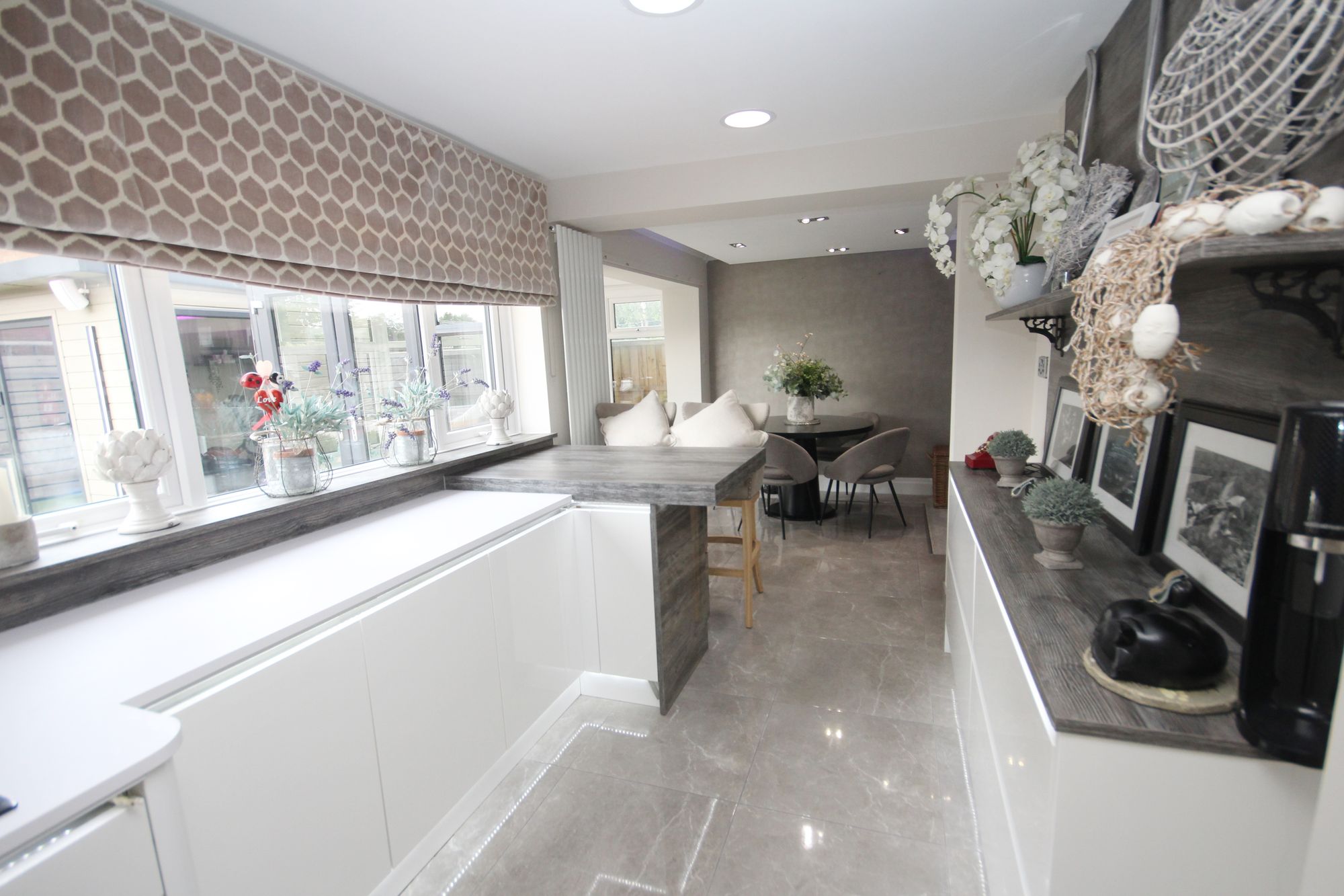 Wyken Grove, St. Helens