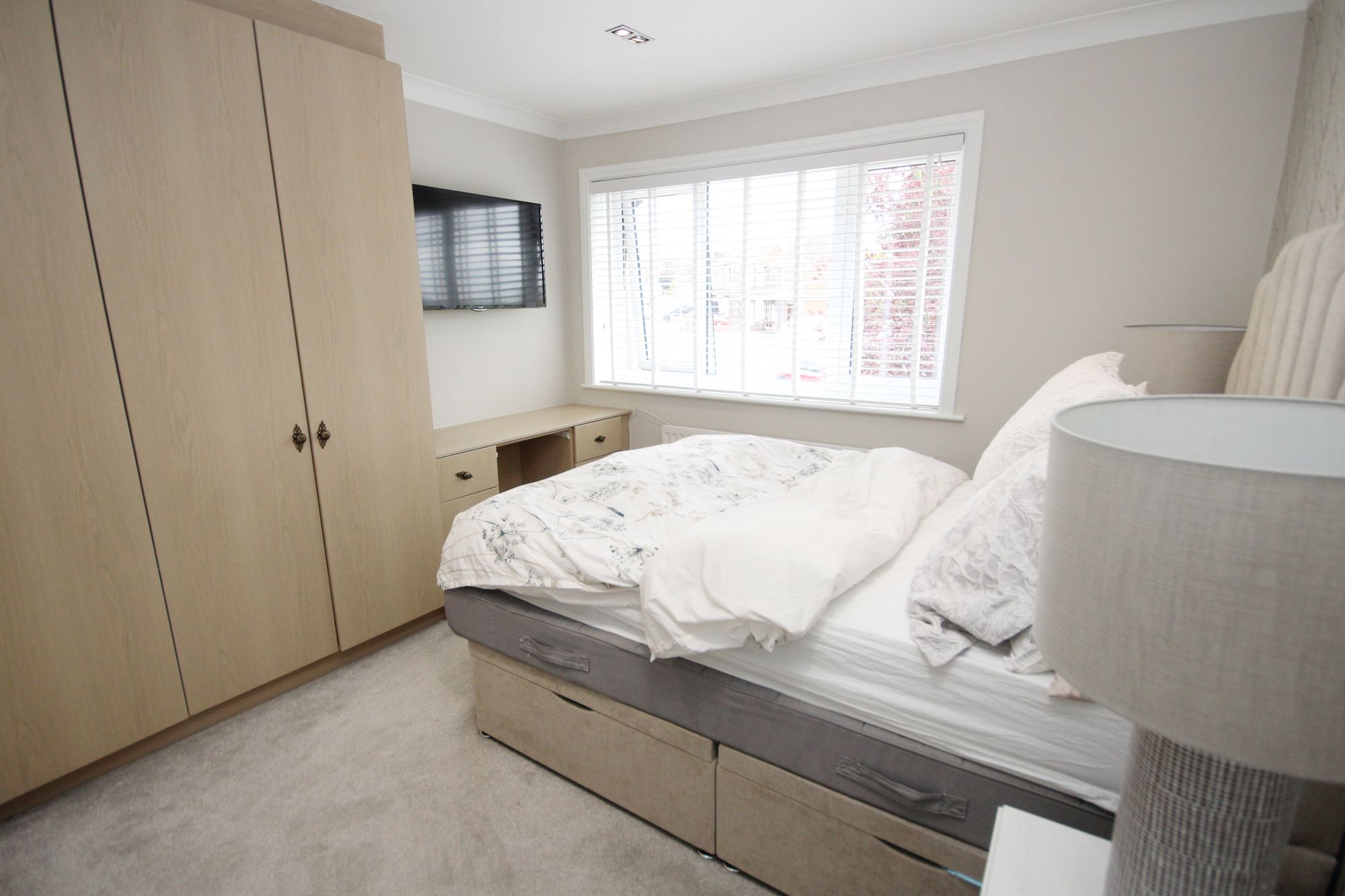 Wyken Grove, St. Helens