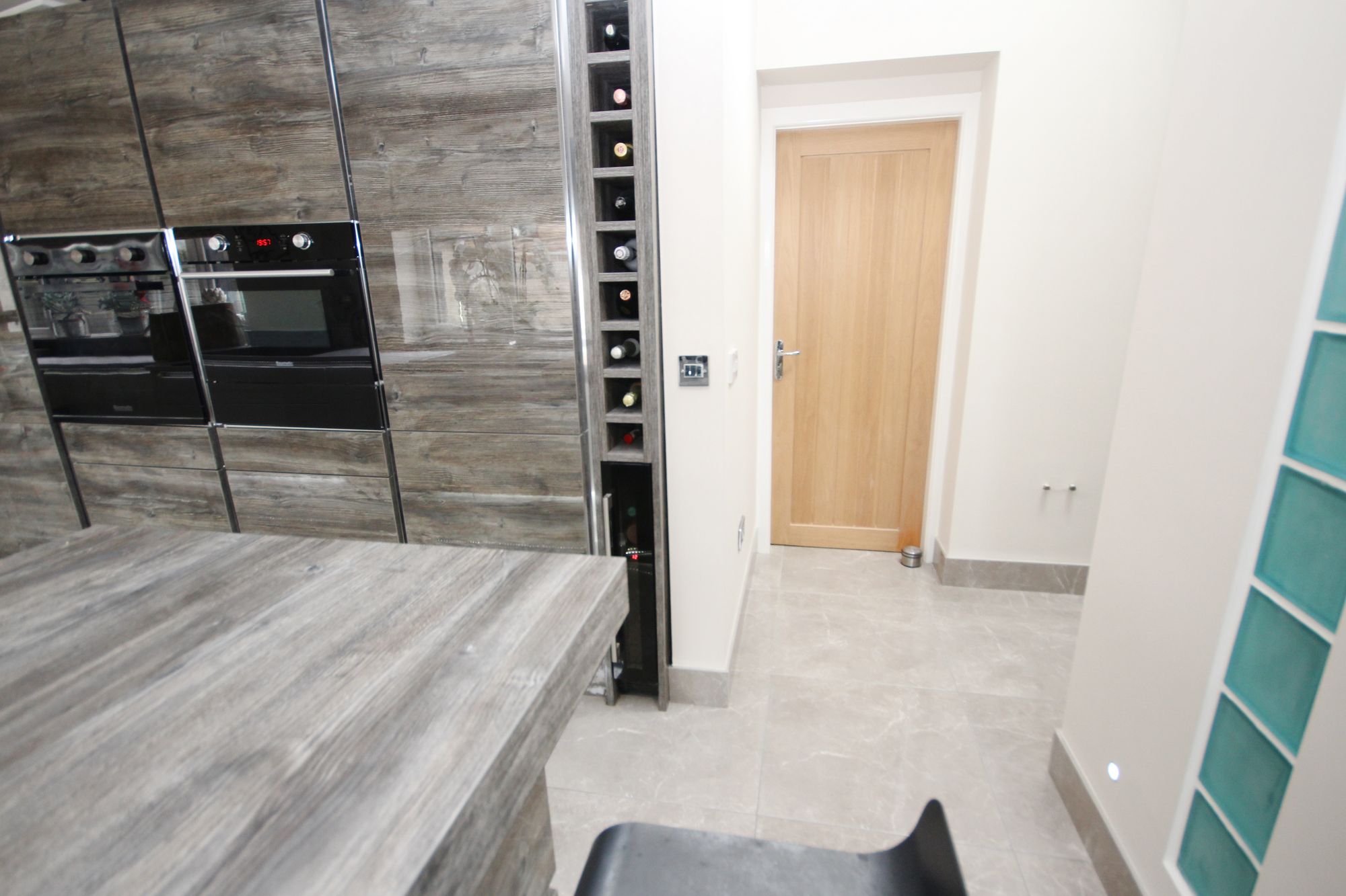 Wyken Grove, St. Helens