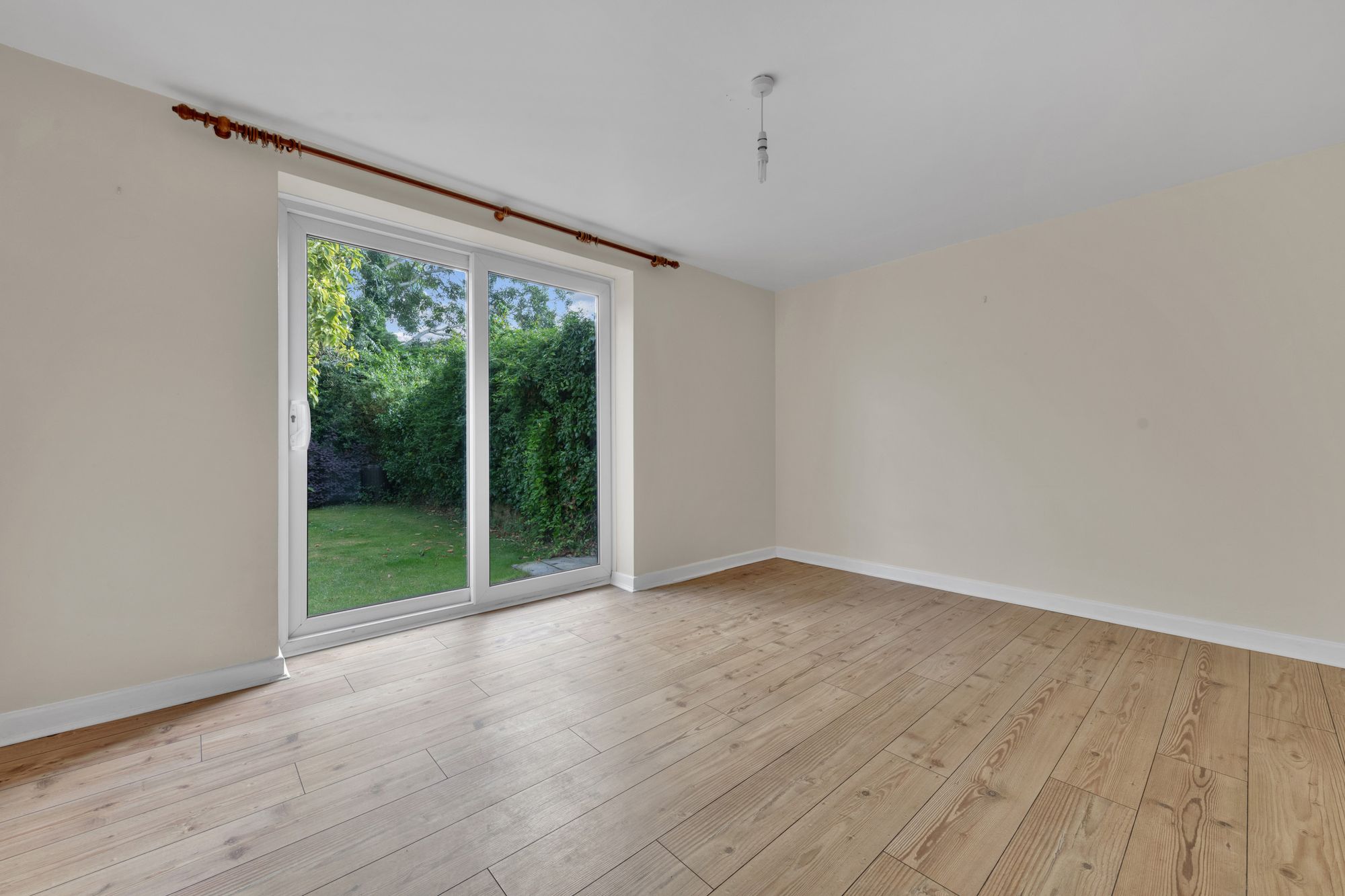 Sitting/Dining Room