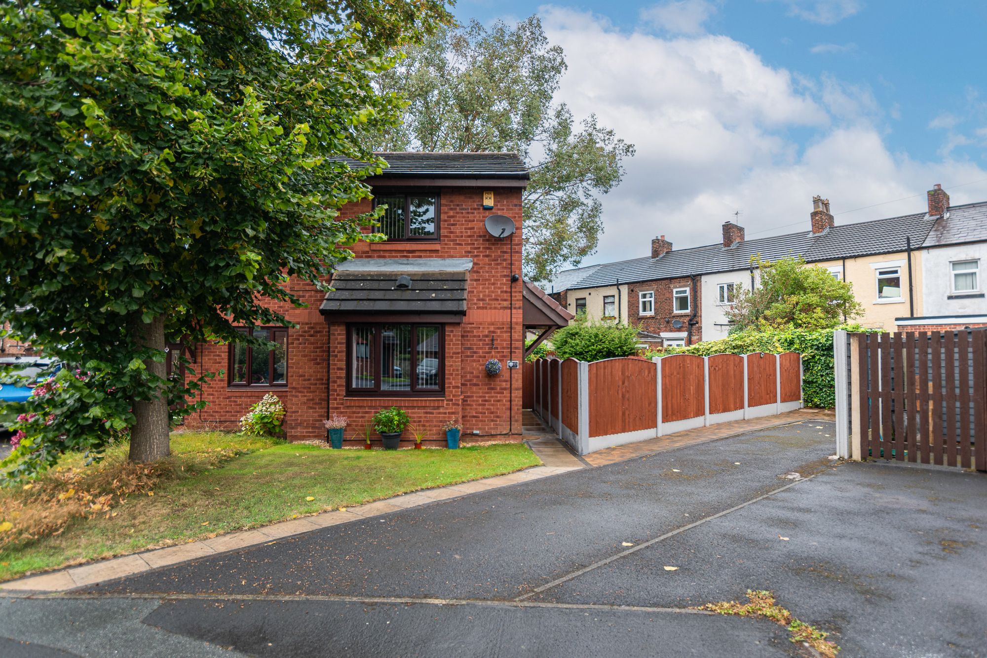 Carders Close, Leigh