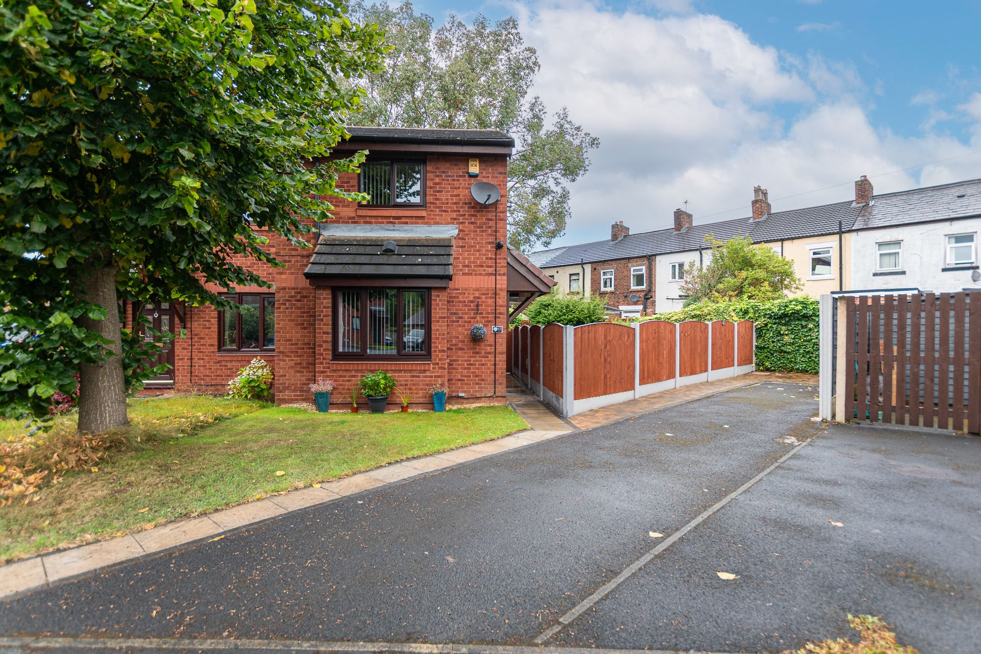 Carders Close, Leigh