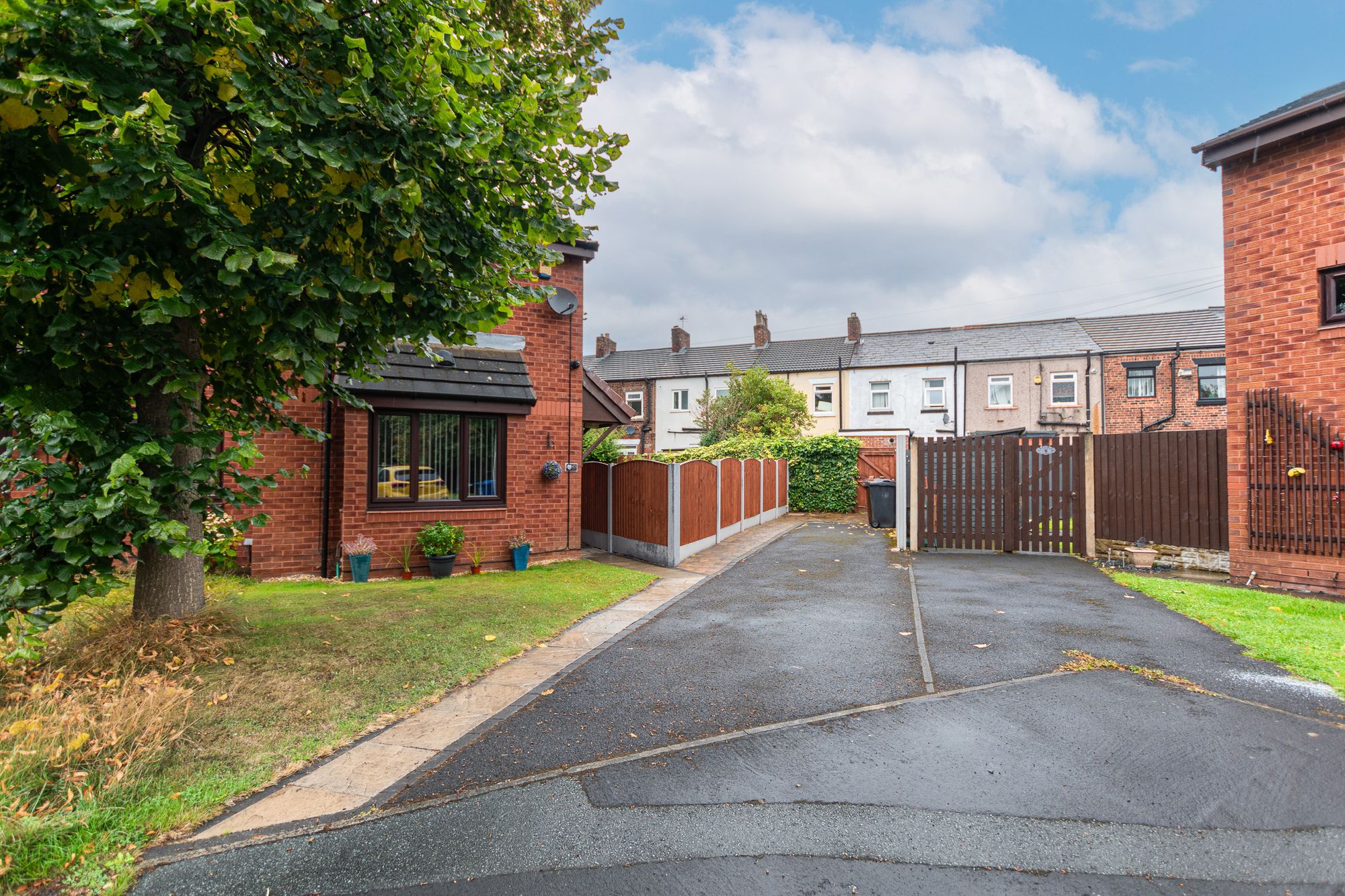 Carders Close, Leigh