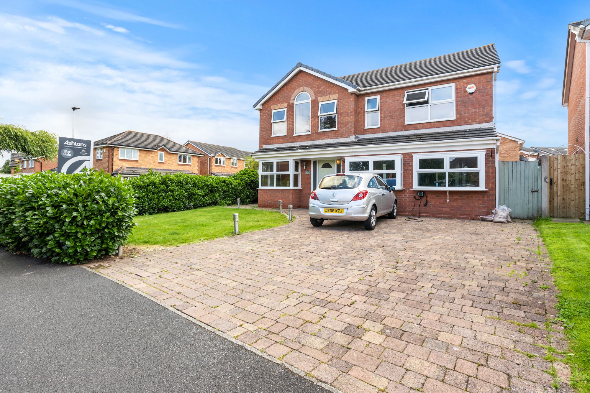 Bicknell Close, Great Sankey, WA5